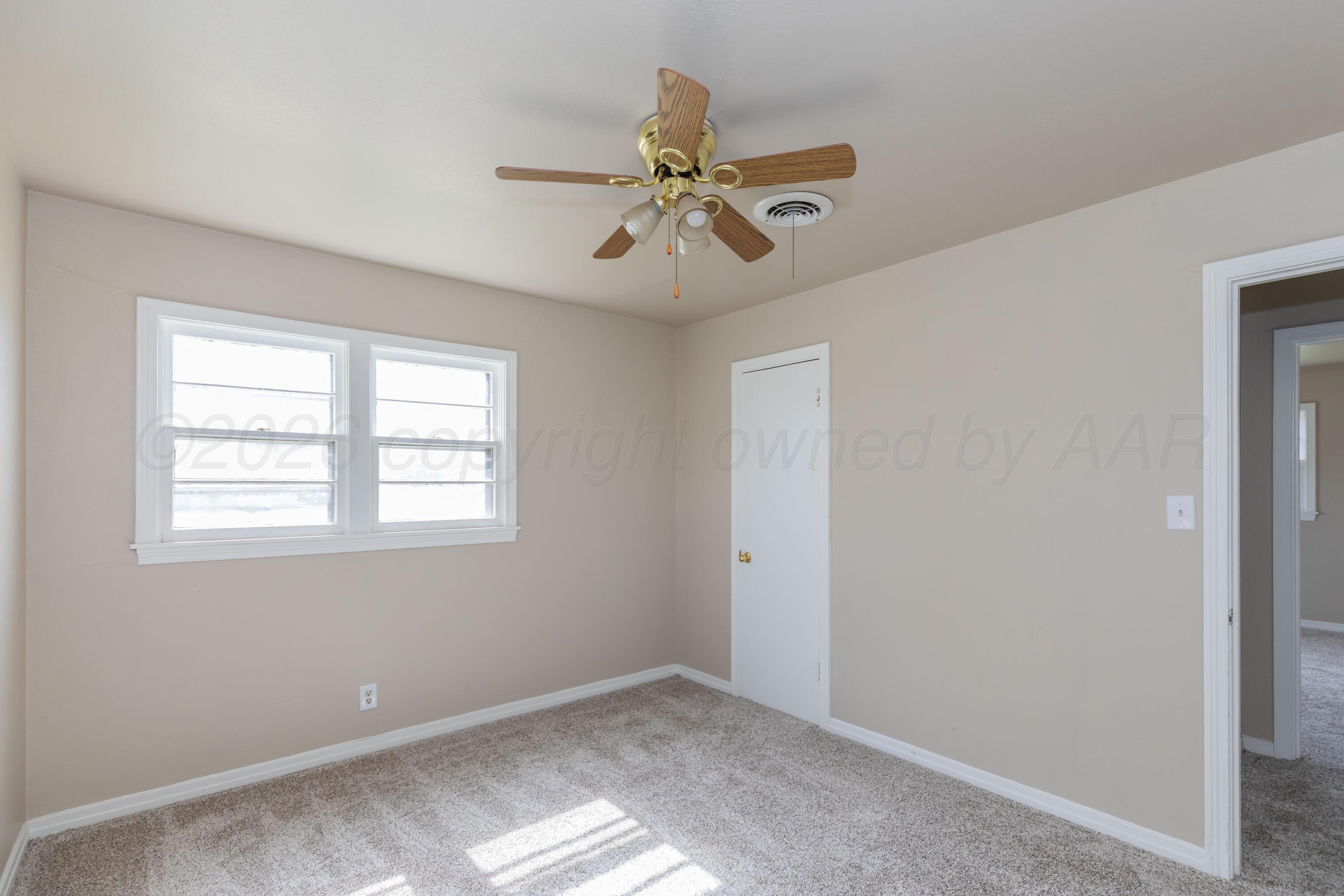 2509 S Pierce Street Property Photo 16