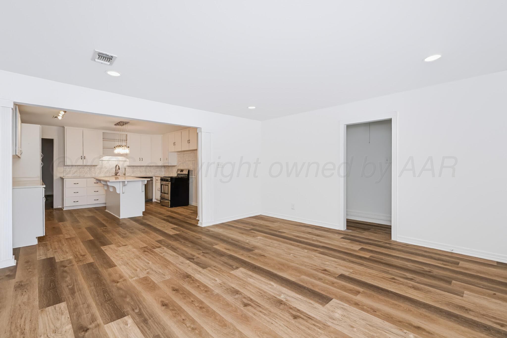 4214 King Avenue Property Photo 7