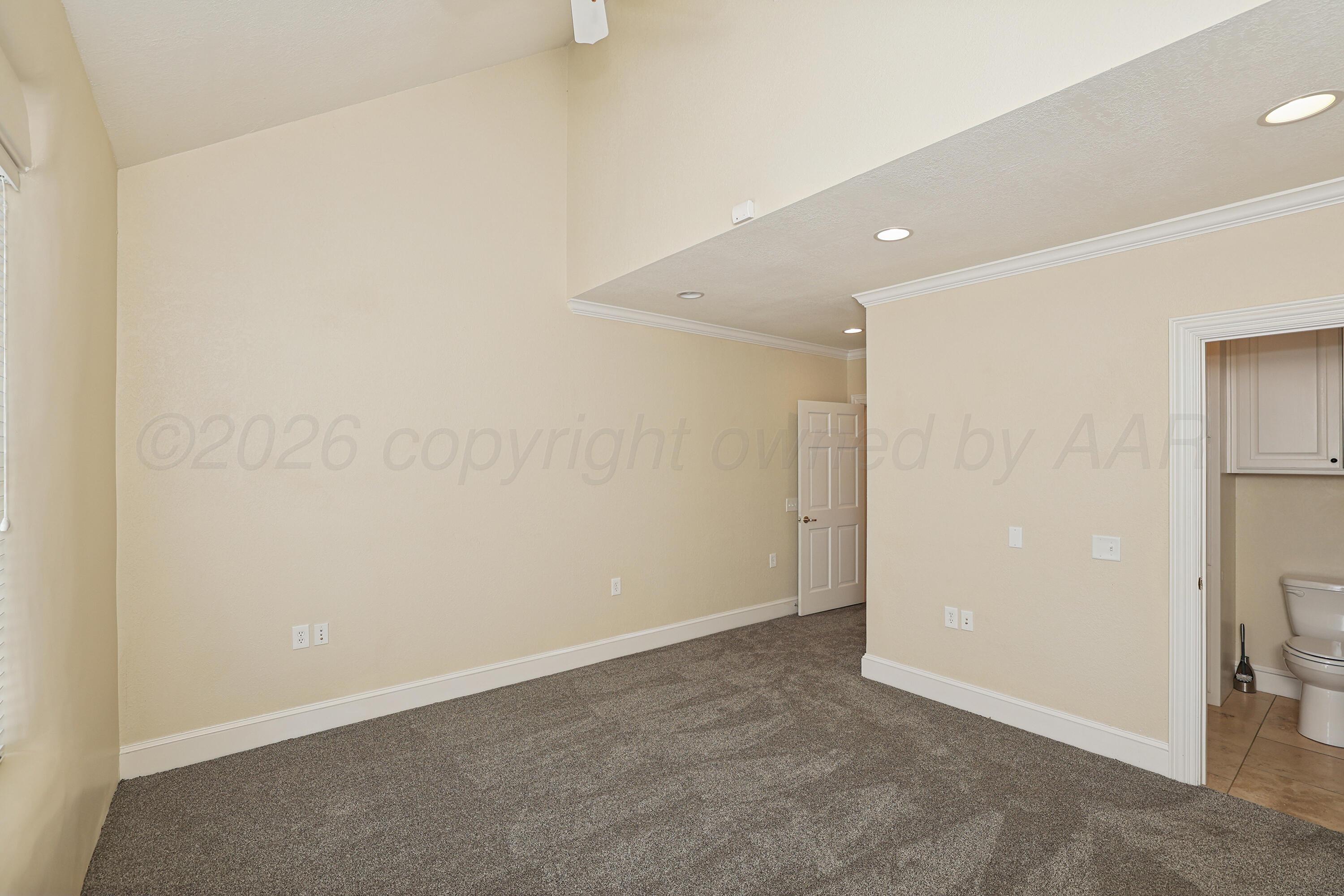 6000 Hester Drive Property Photo 34