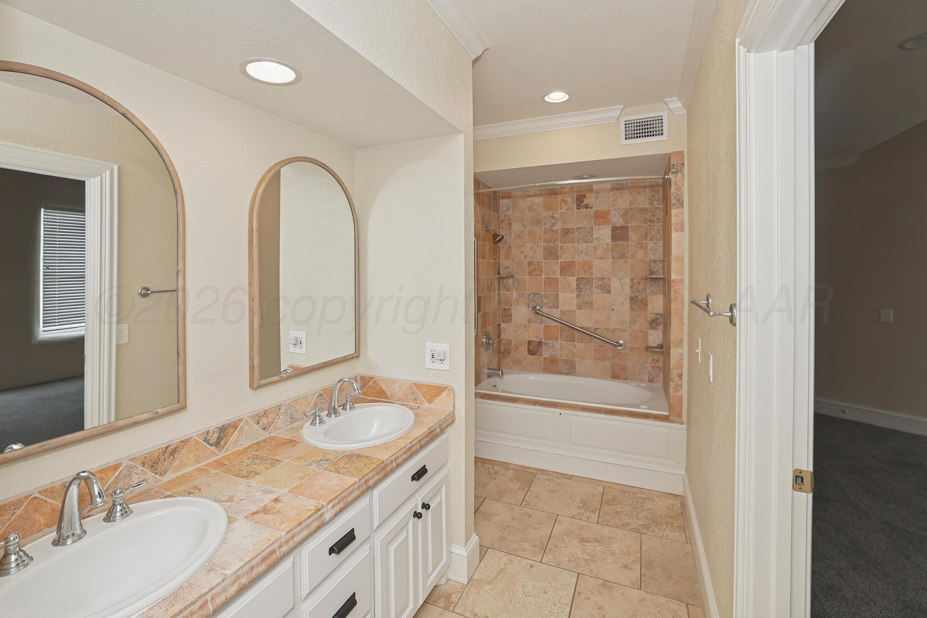 6000 Hester Drive Property Photo 37