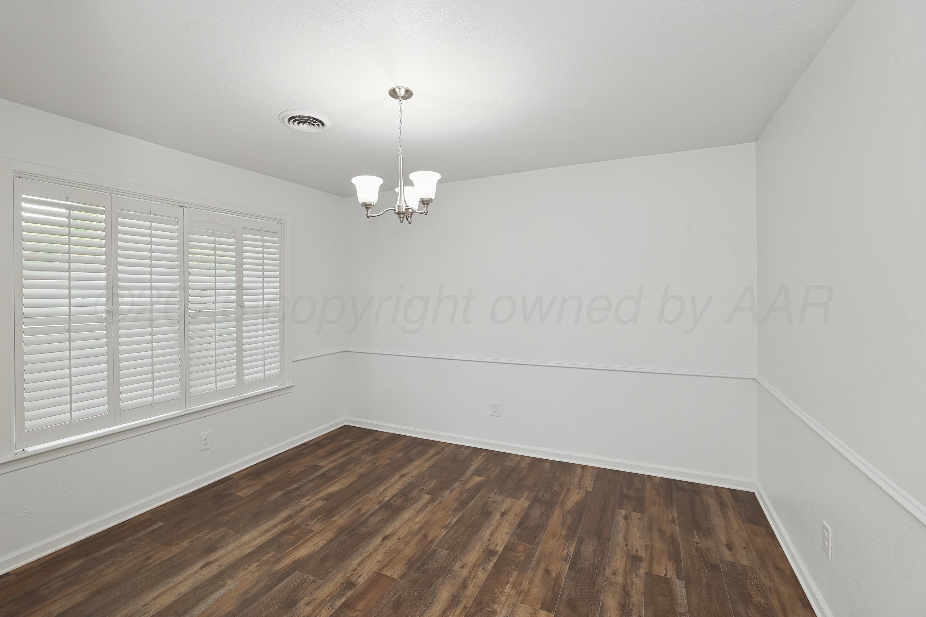 3909 Huntington Drive Property Photo 8