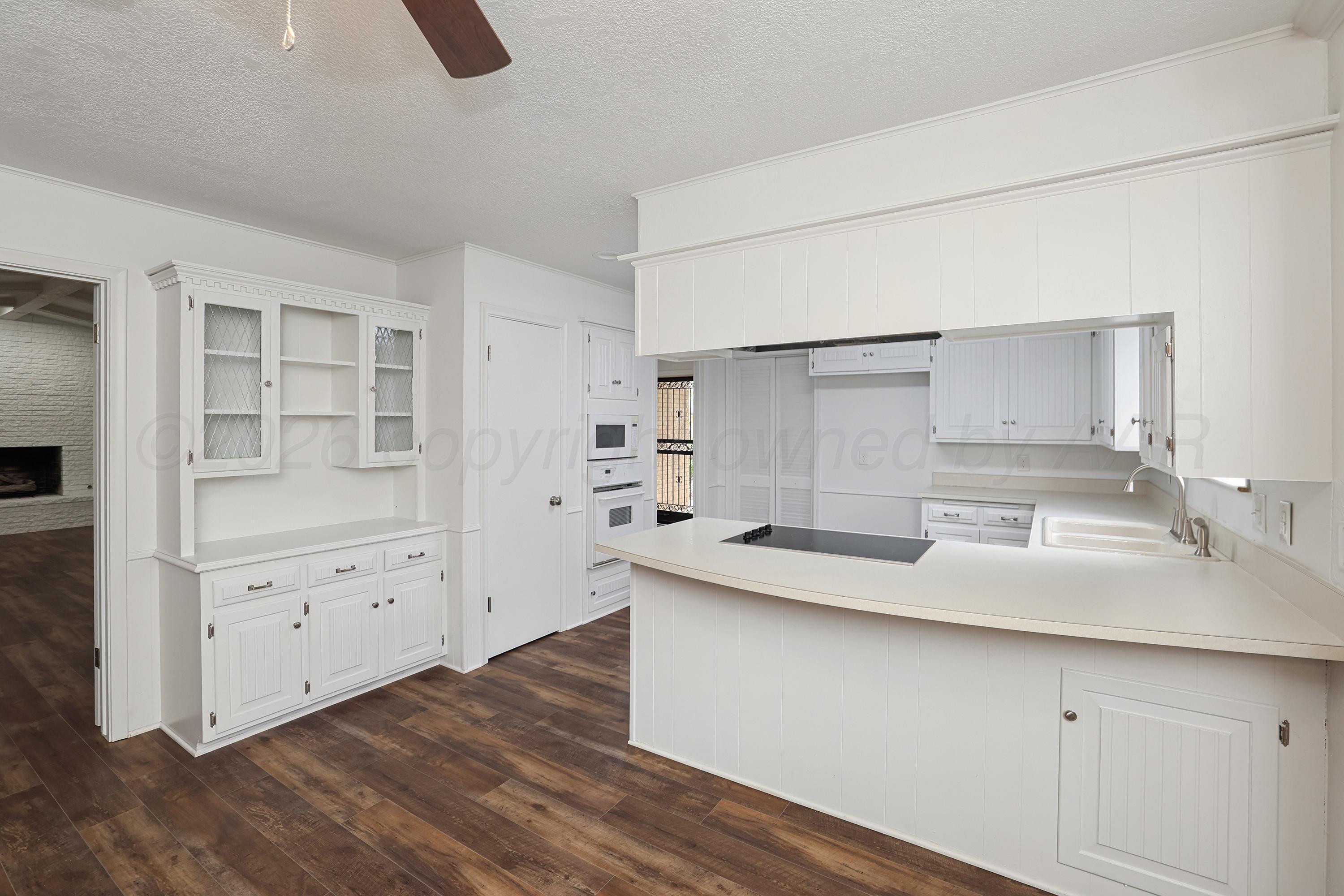 3909 Huntington Drive Property Photo 14