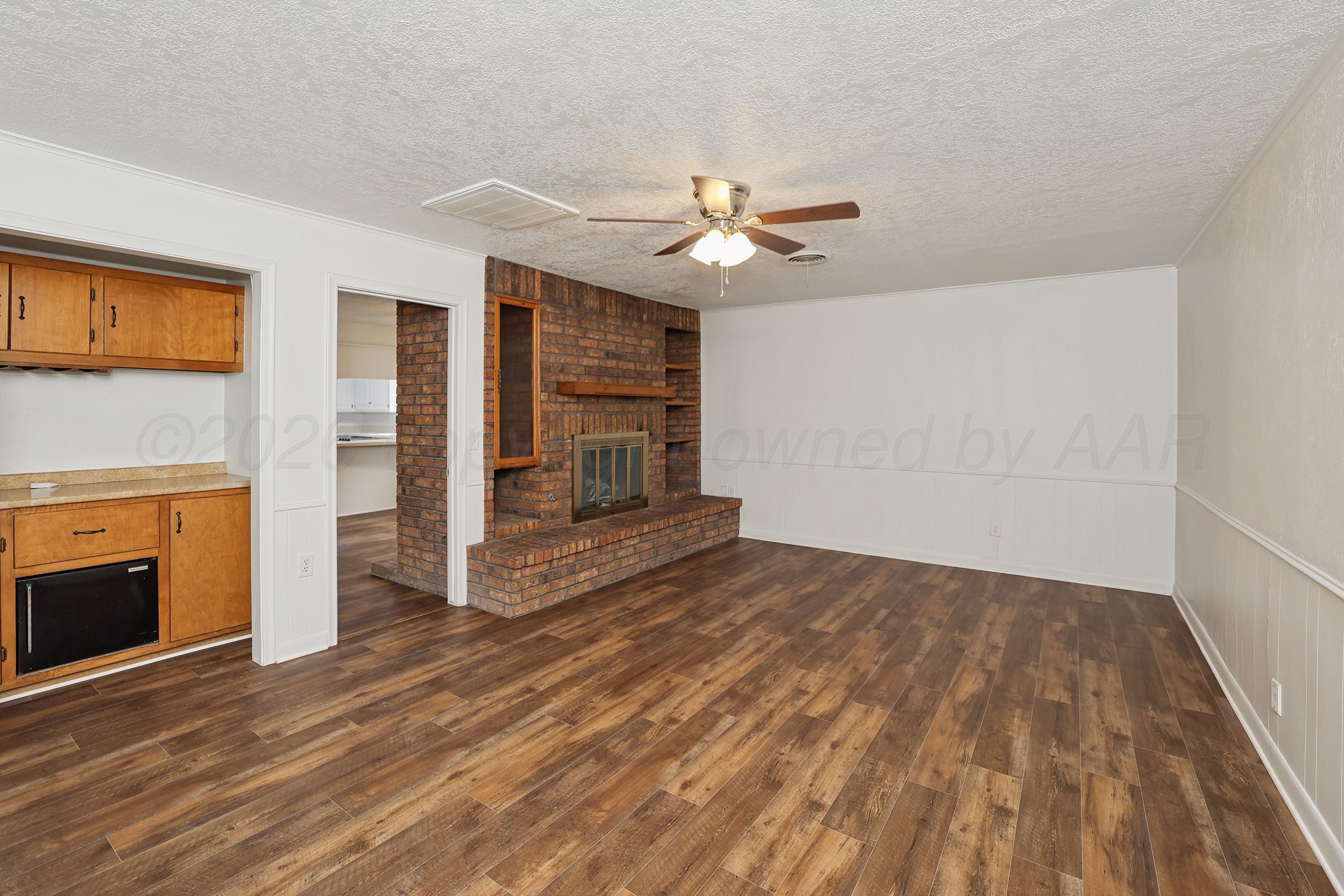3909 Huntington Drive Property Photo 17