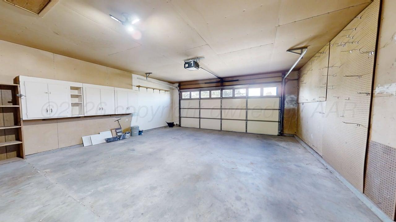 1001 Holly Lane Property Photo 21