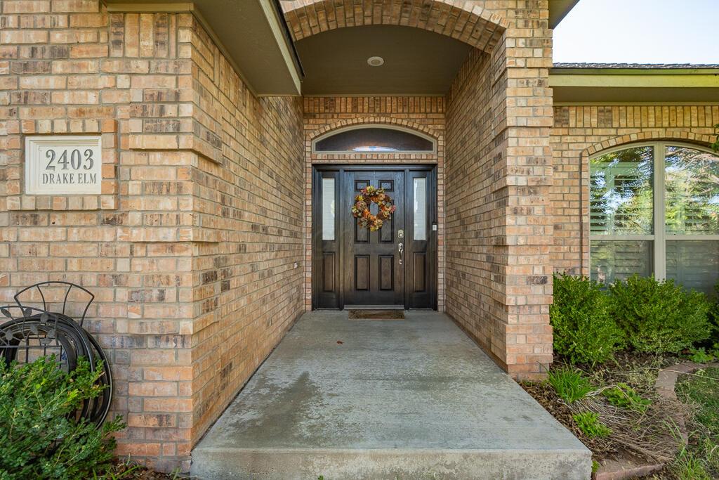 2403 Drake Elm Place Property Photo 2