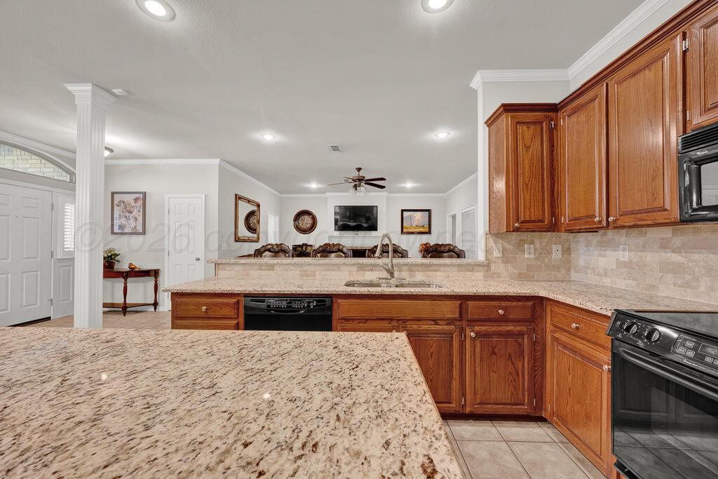 2403 Drake Elm Place Property Photo 3