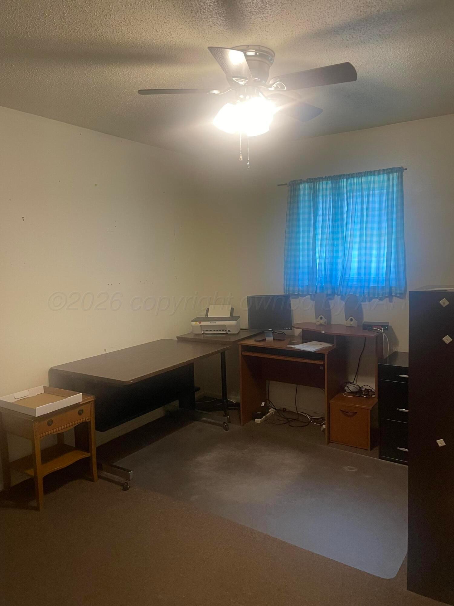 1010 N Alabama Street Property Photo 7