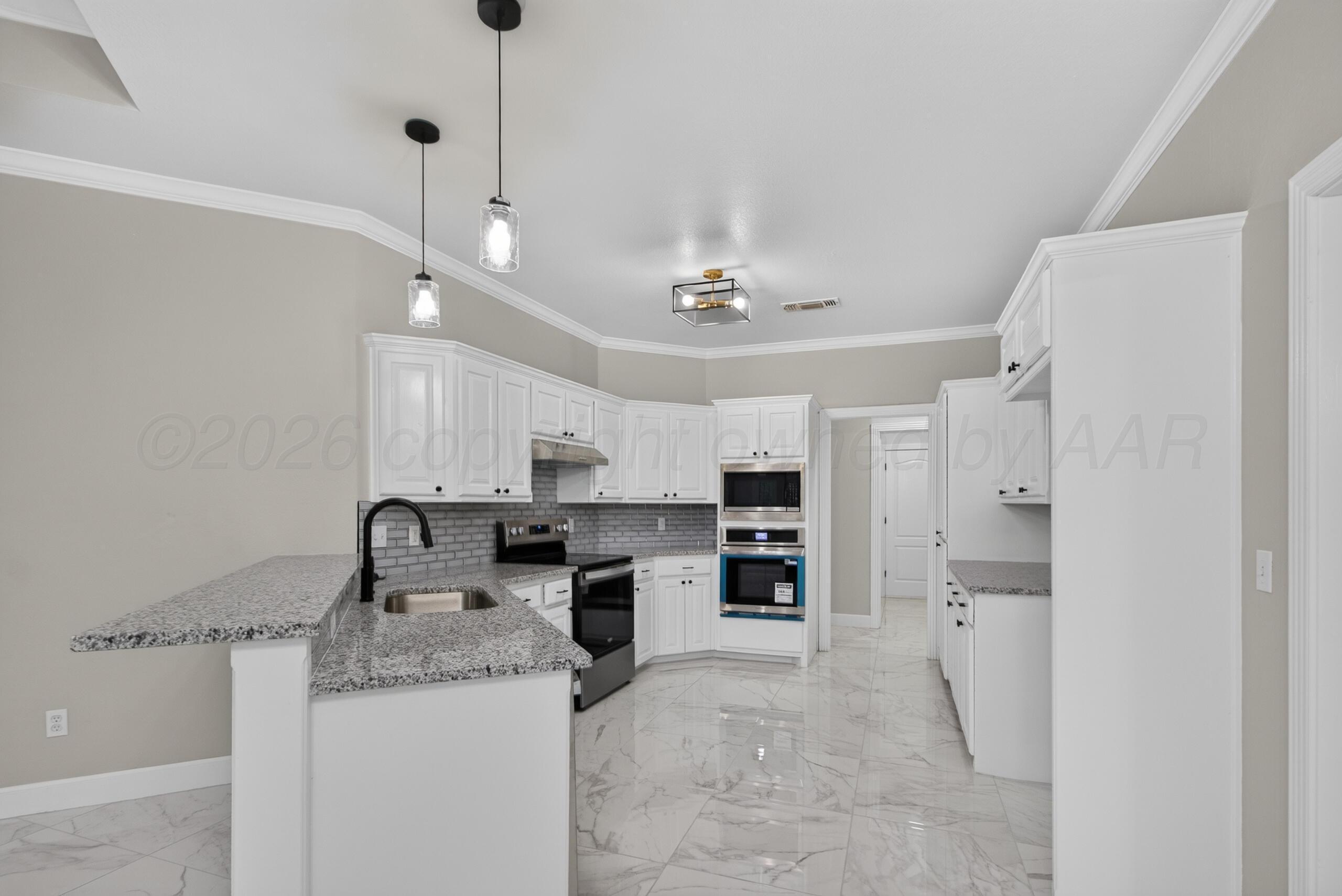 2105 Briarwood Drive Property Photo 13