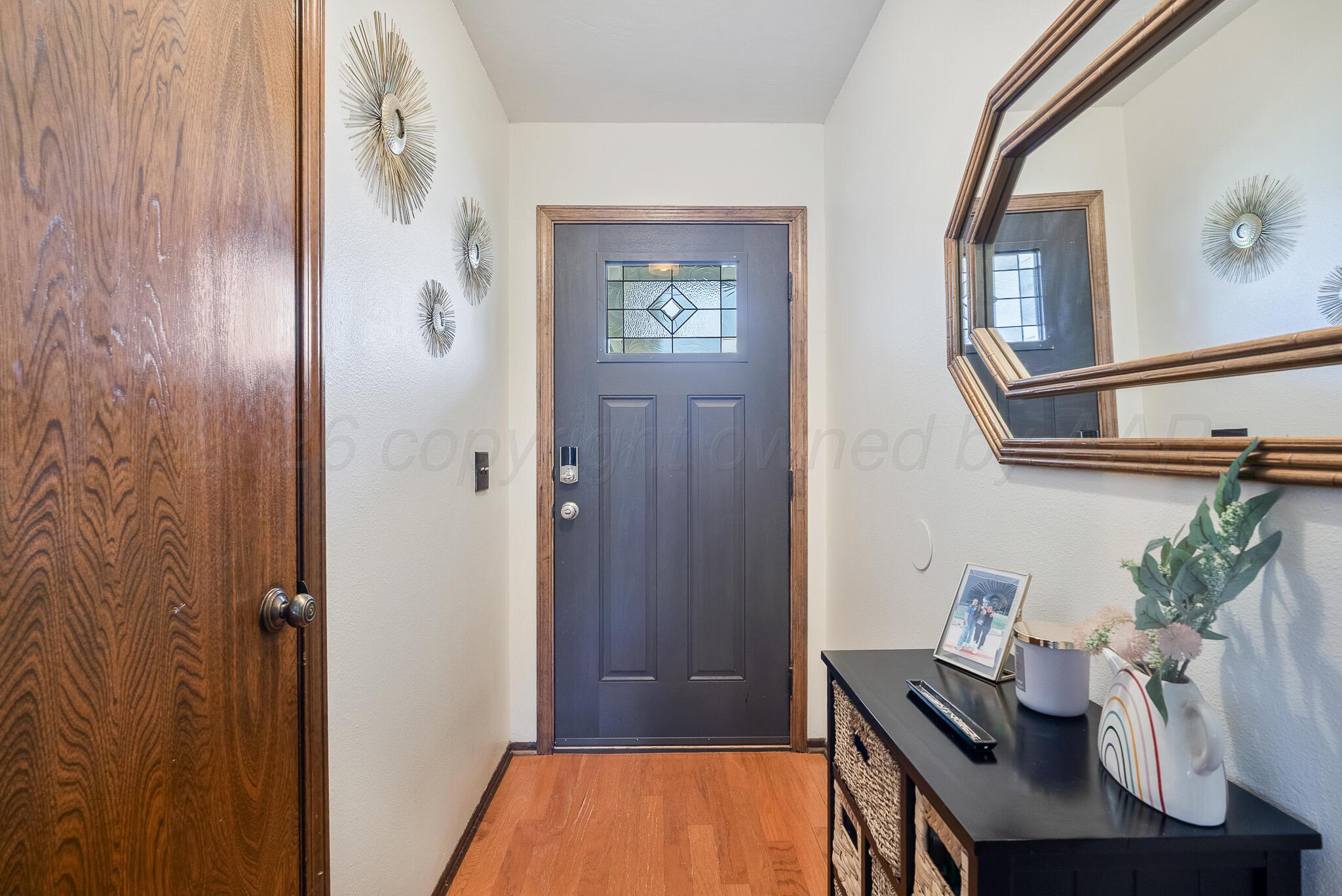 2411 Sw 49th Property Photo 10