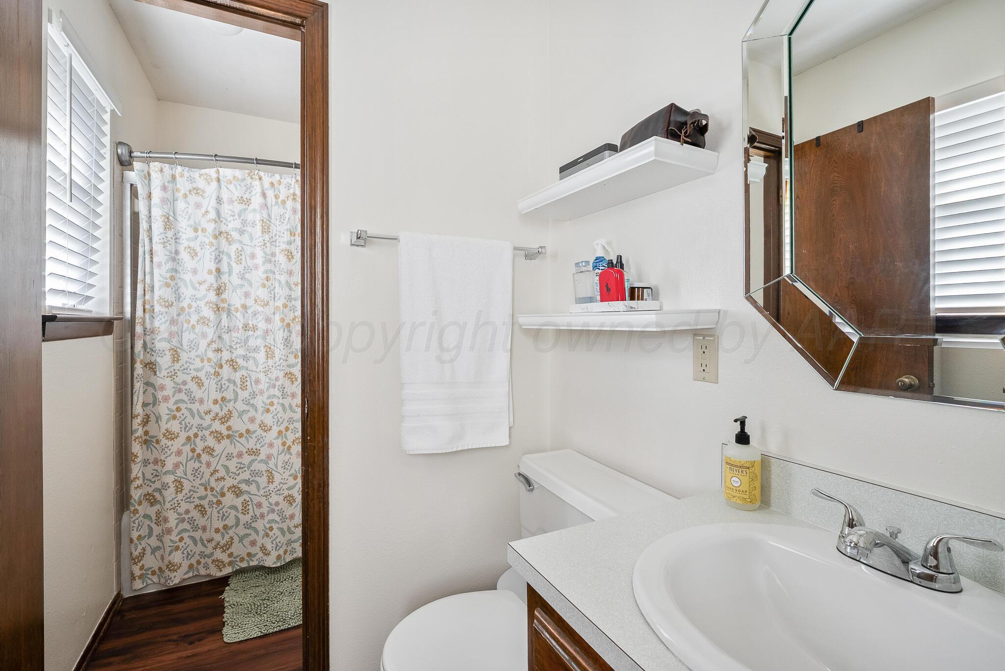 2411 Sw 49th Property Photo 15