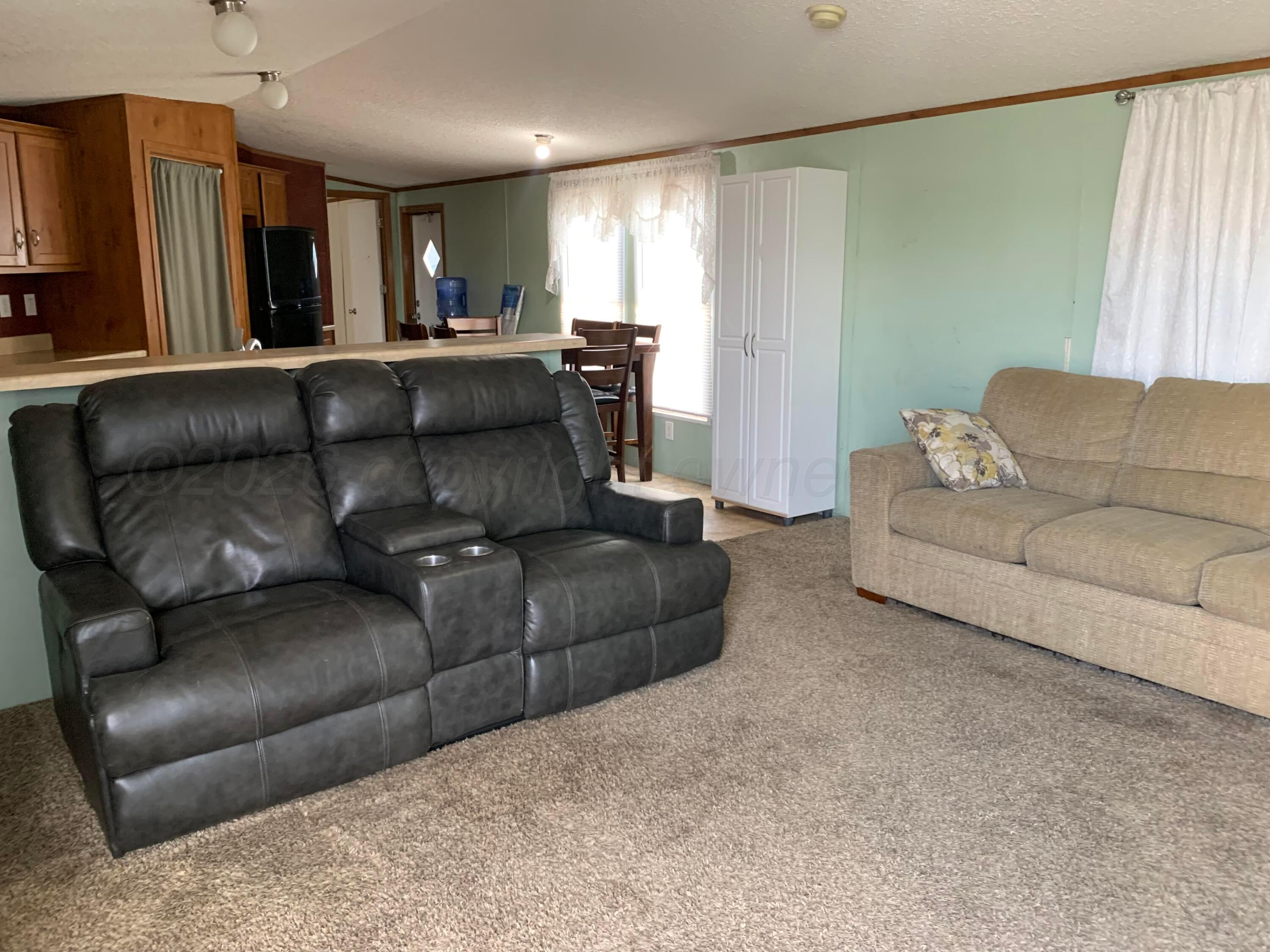 4611 Pioneer Lane Property Photo 2