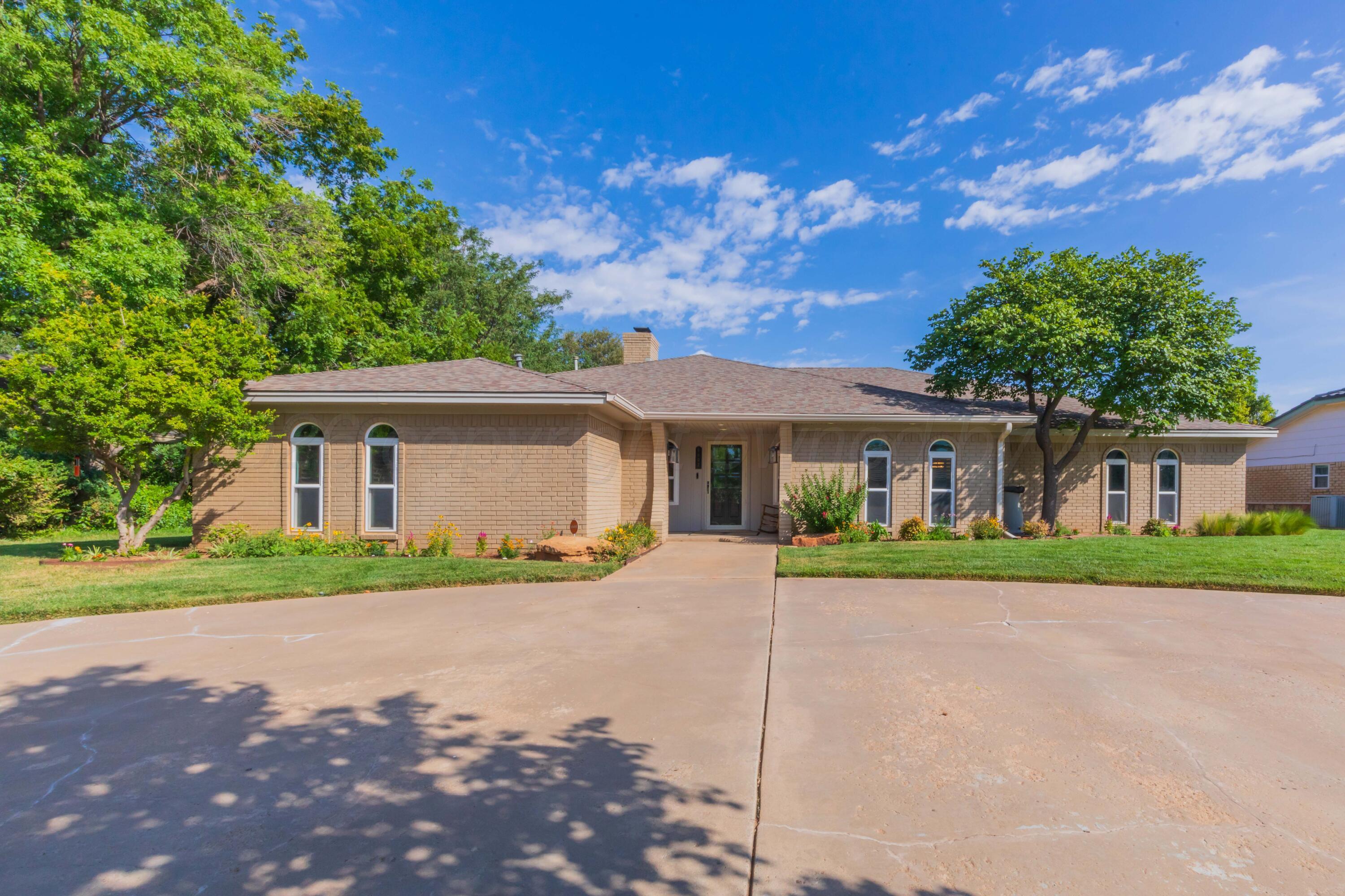 6602 Roxton Drive Property Photo 1