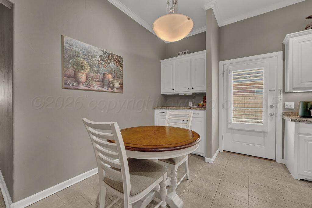 7812 Kingsgate Drive Property Photo 9