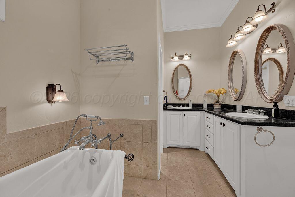 7812 Kingsgate Drive Property Photo 16
