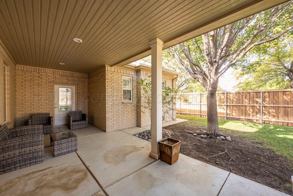 7812 Kingsgate Drive Property Photo 27