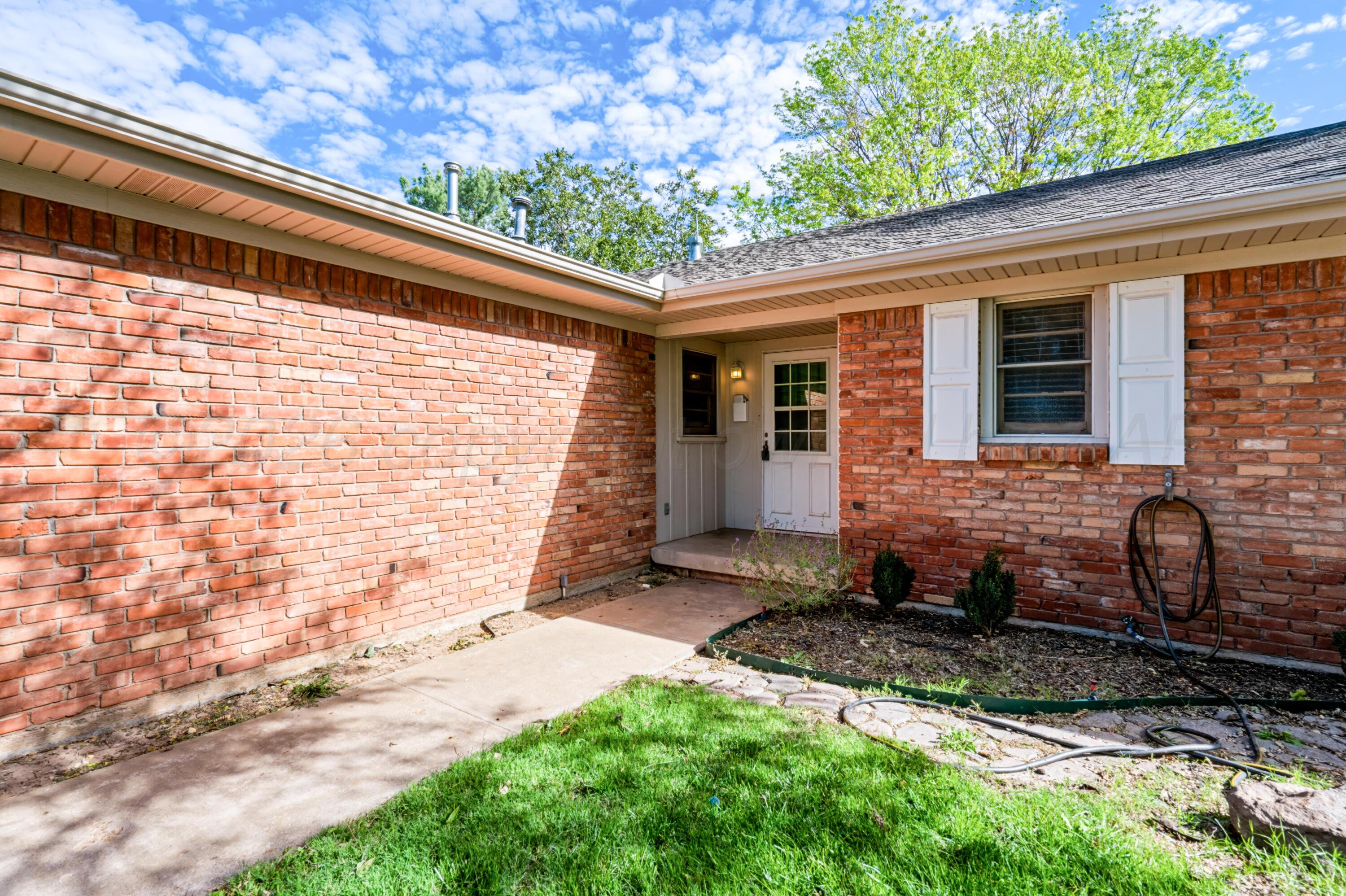 4921 Harvard Street Property Photo 4