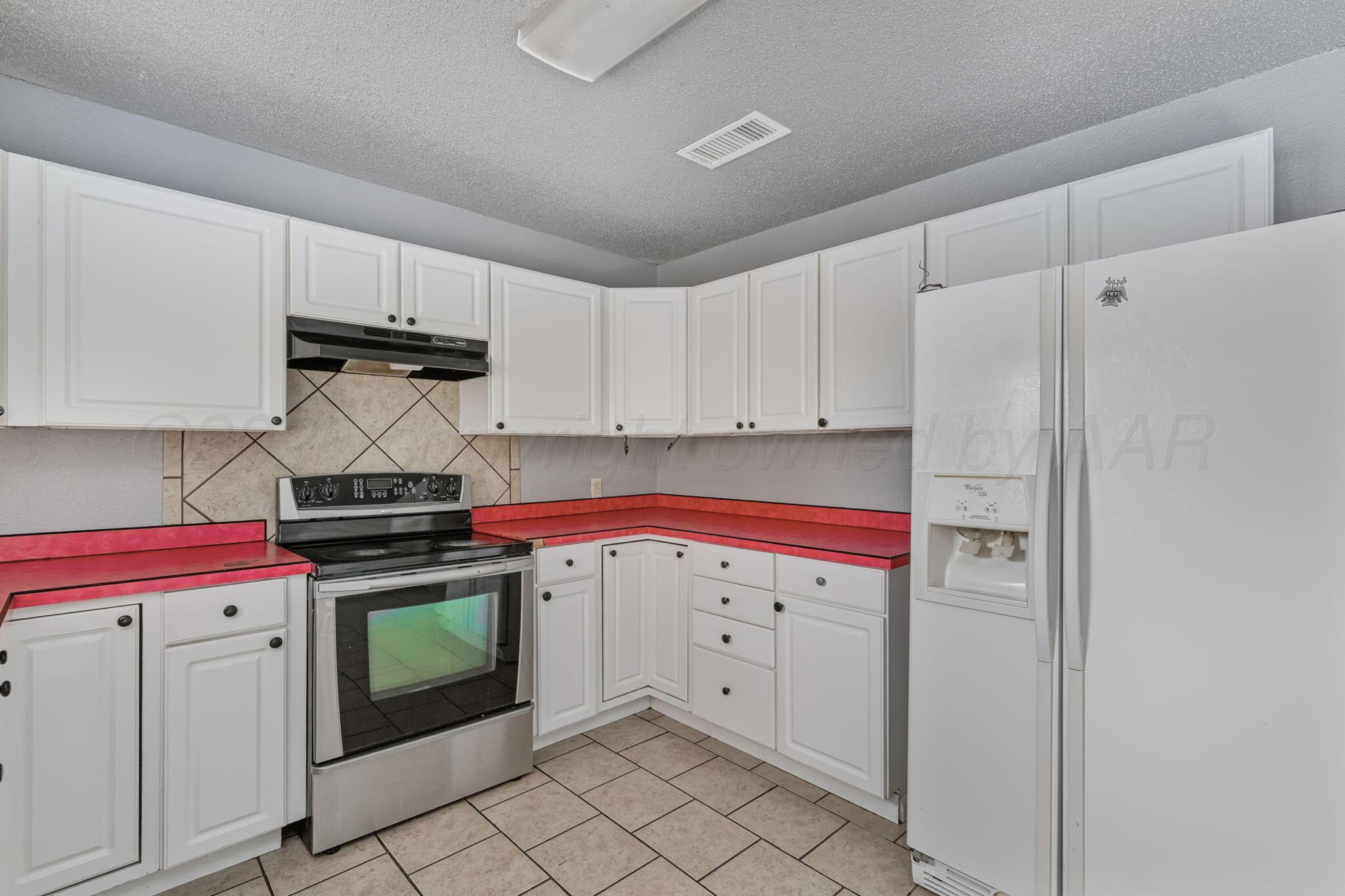 840 Blevins Street Property Photo 7