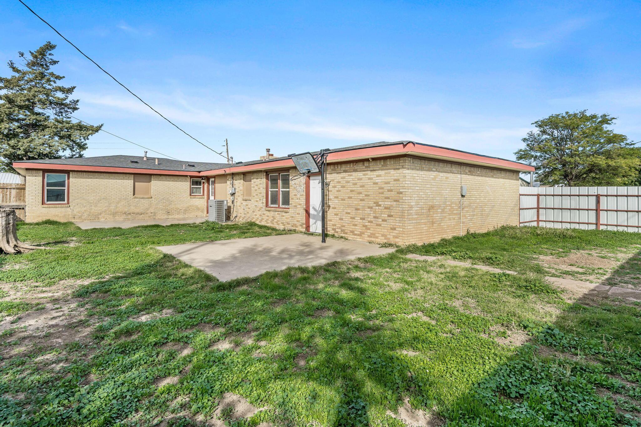 840 Blevins Street Property Photo 18