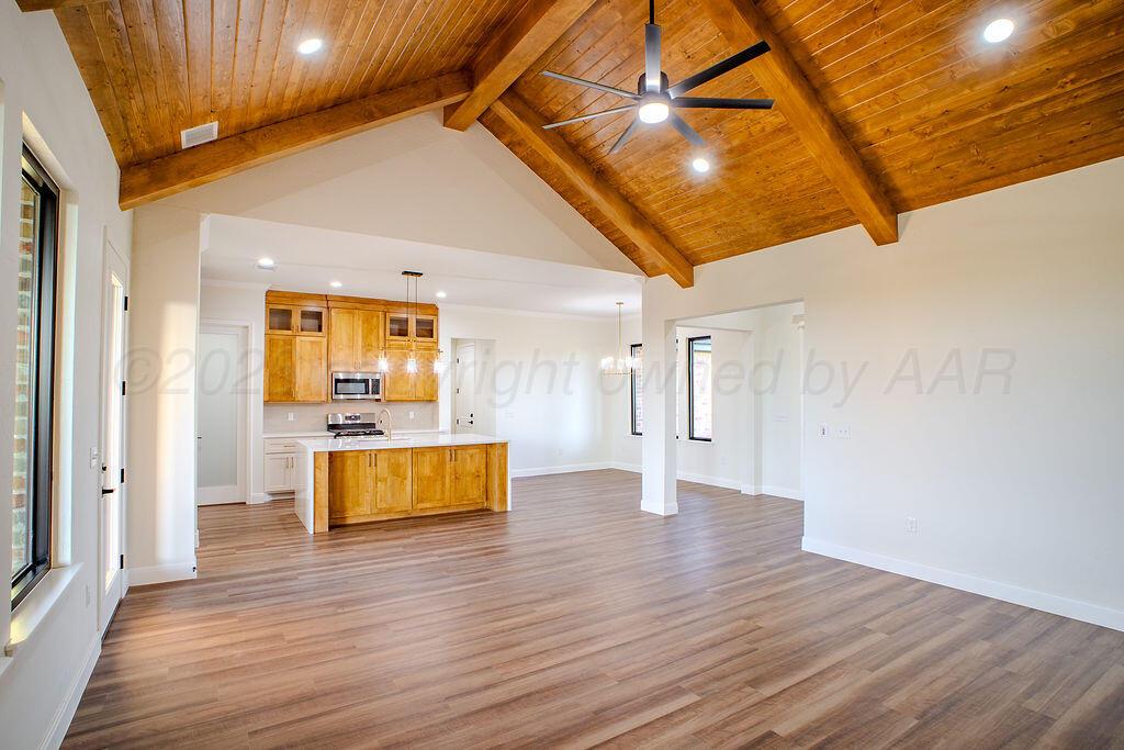 17851 Mid Country Property Photo 9