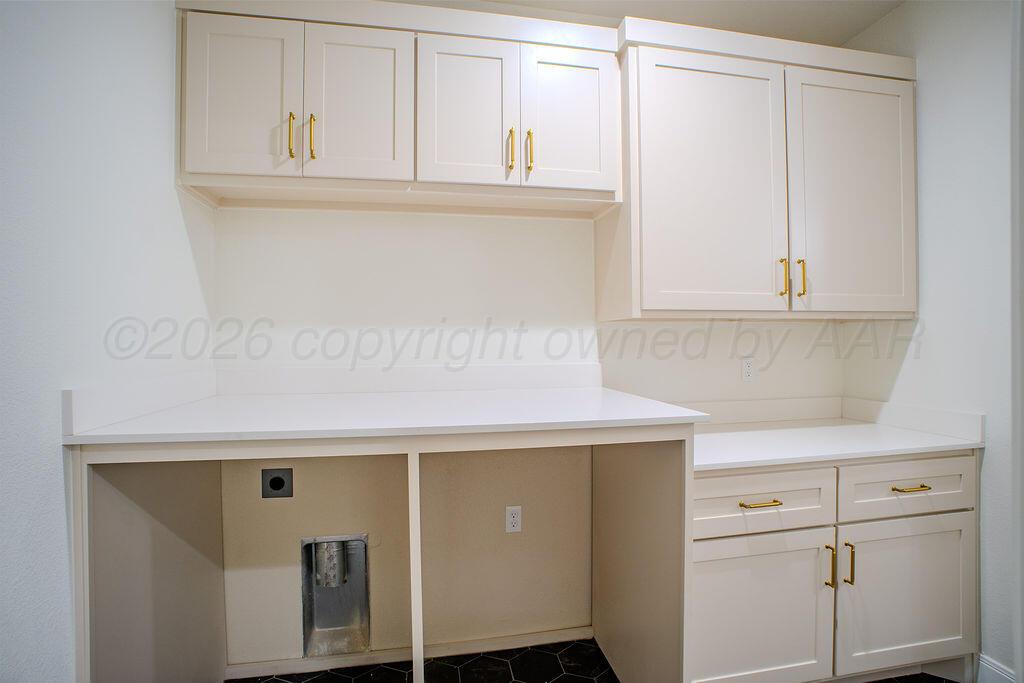 17851 Mid Country Property Photo 13