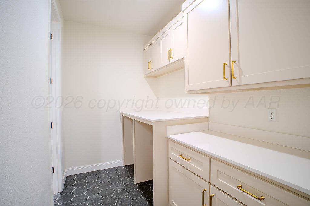 17851 Mid Country Property Photo 14