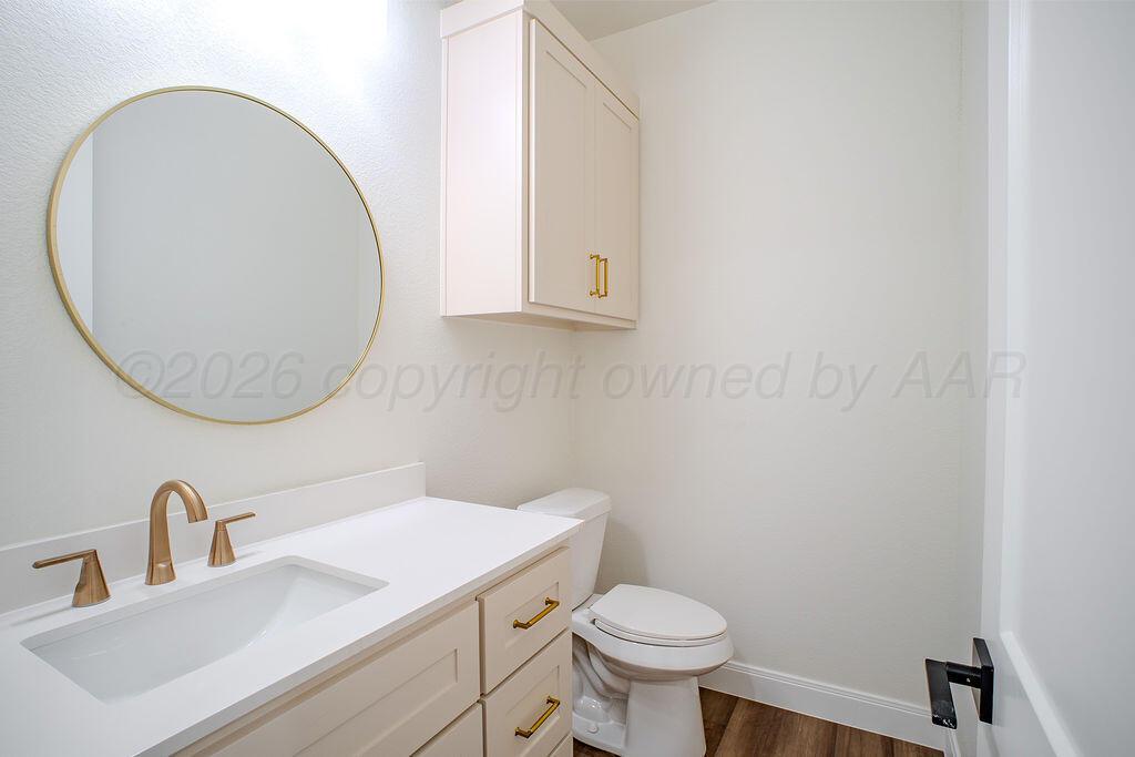 17851 Mid Country Property Photo 15