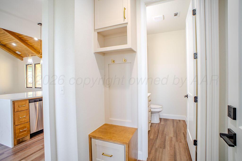 17851 Mid Country Property Photo 16