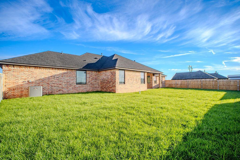 17851 Mid Country Property Photo 18