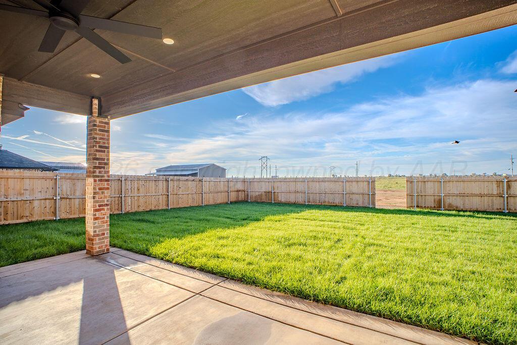 17851 Mid Country Property Photo 19