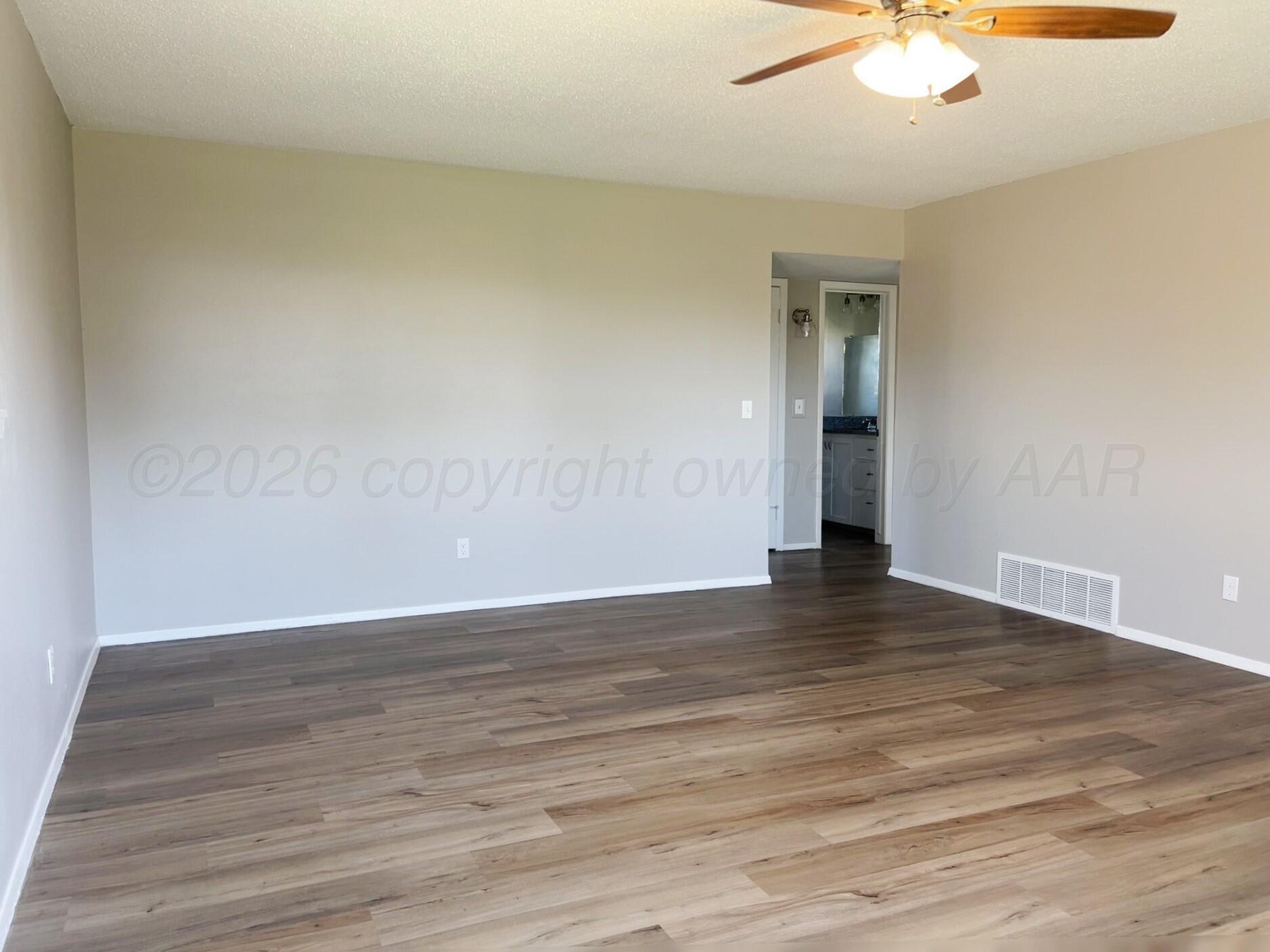 417 Mesquite Avenue Property Photo 3