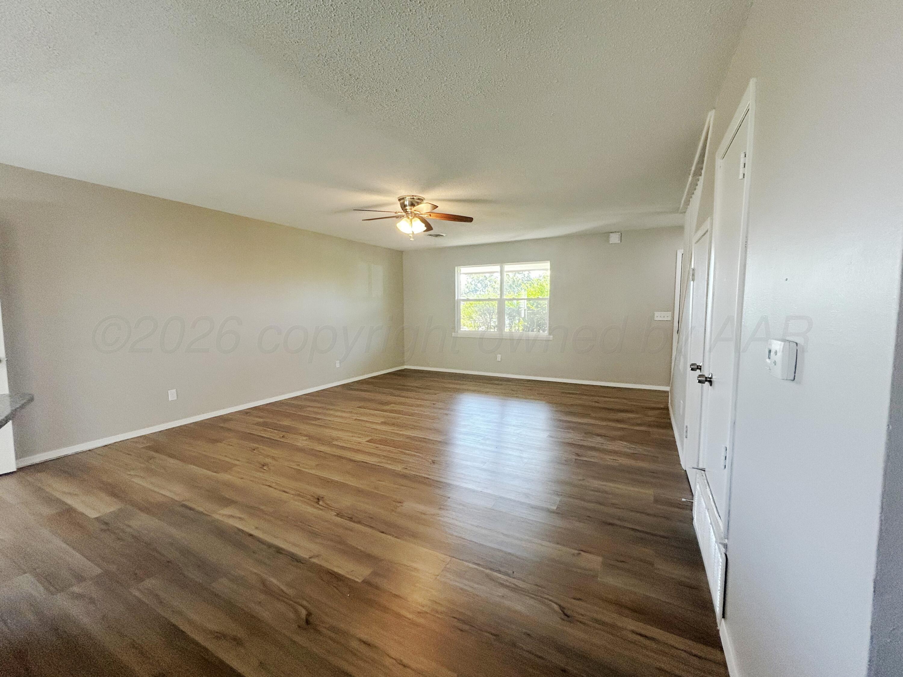417 Mesquite Avenue Property Photo 7