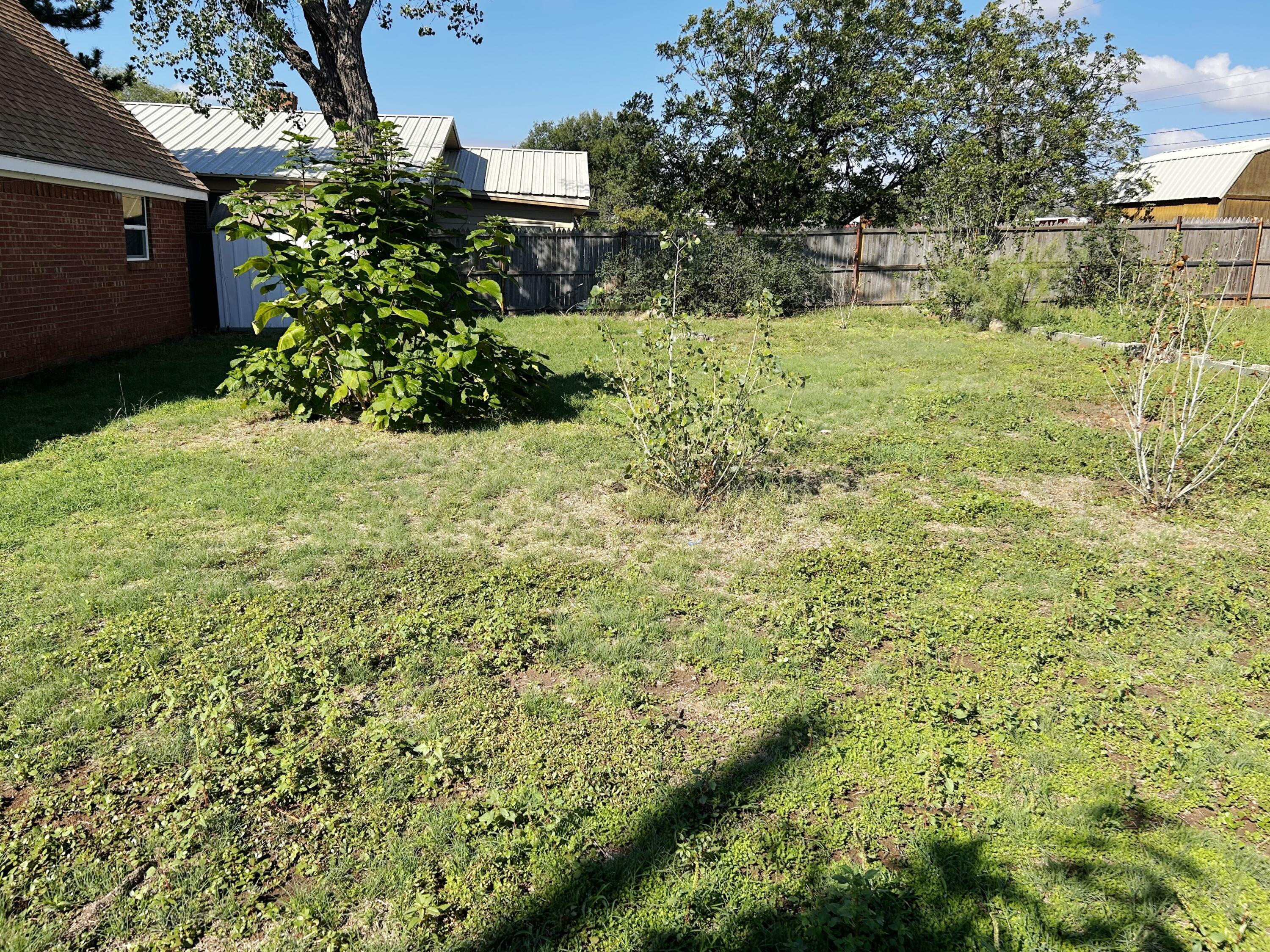 417 Mesquite Avenue Property Photo 22