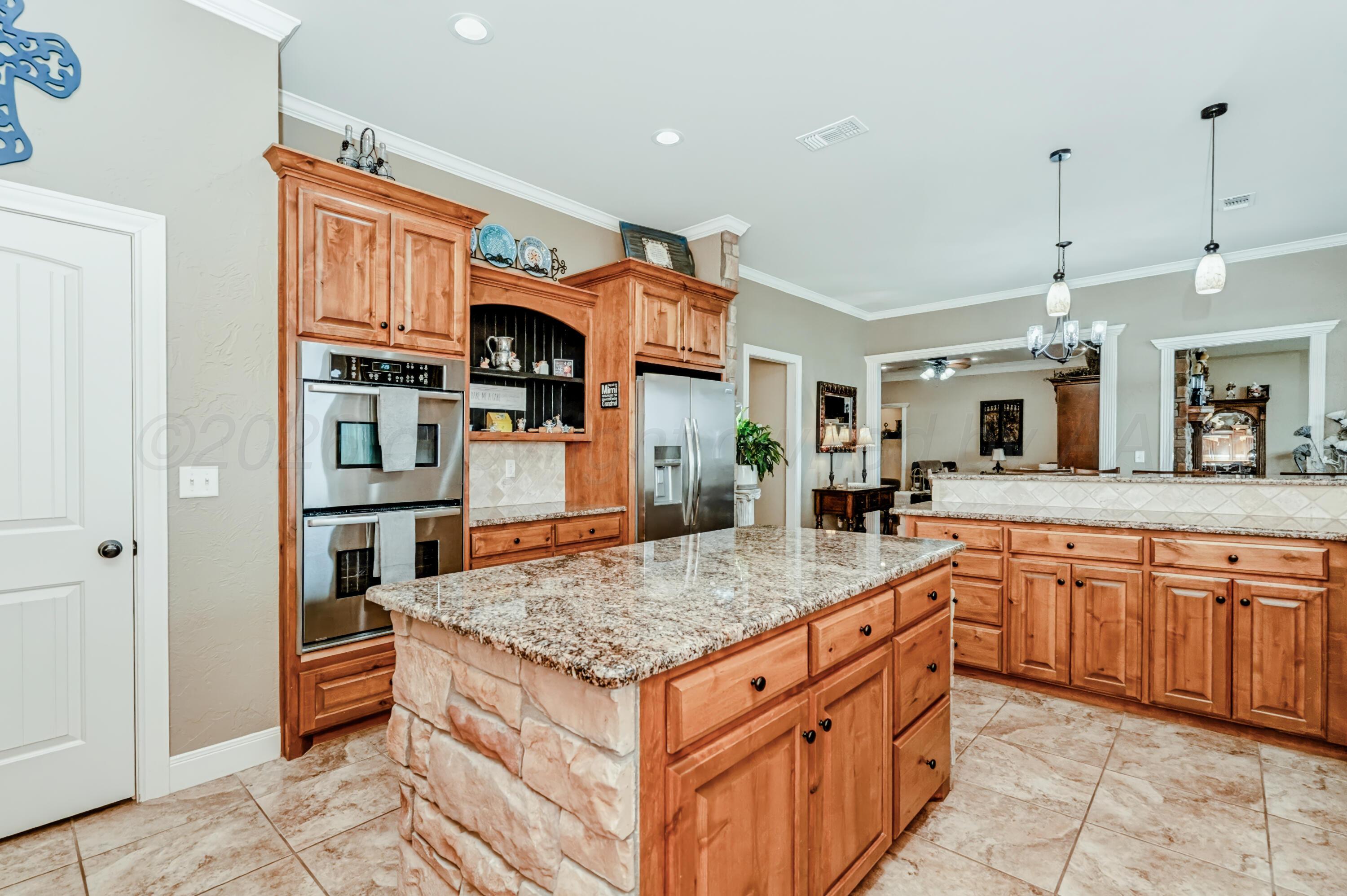 19200 Winding River Road Property Photo 14