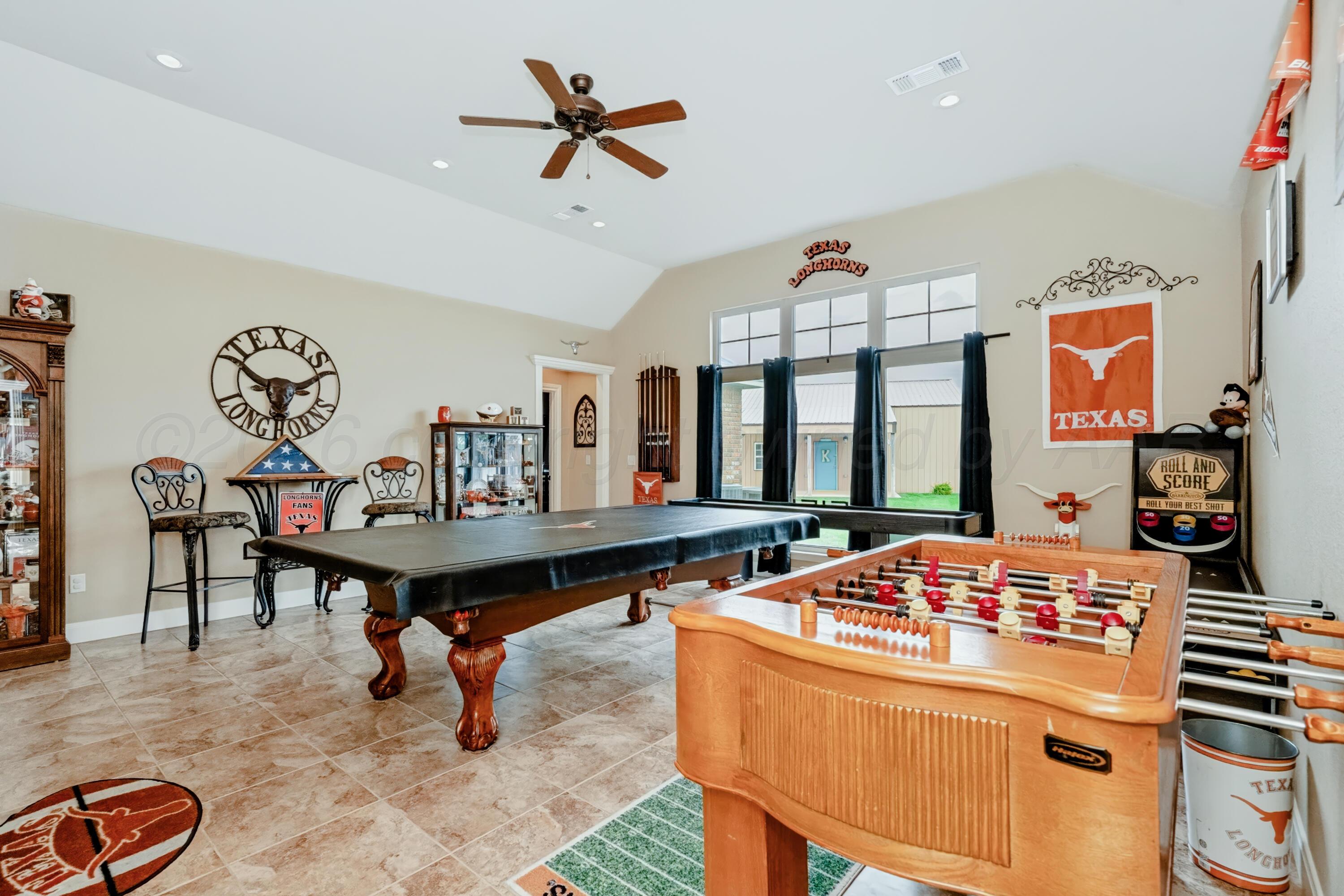 19200 Winding River Road Property Photo 22