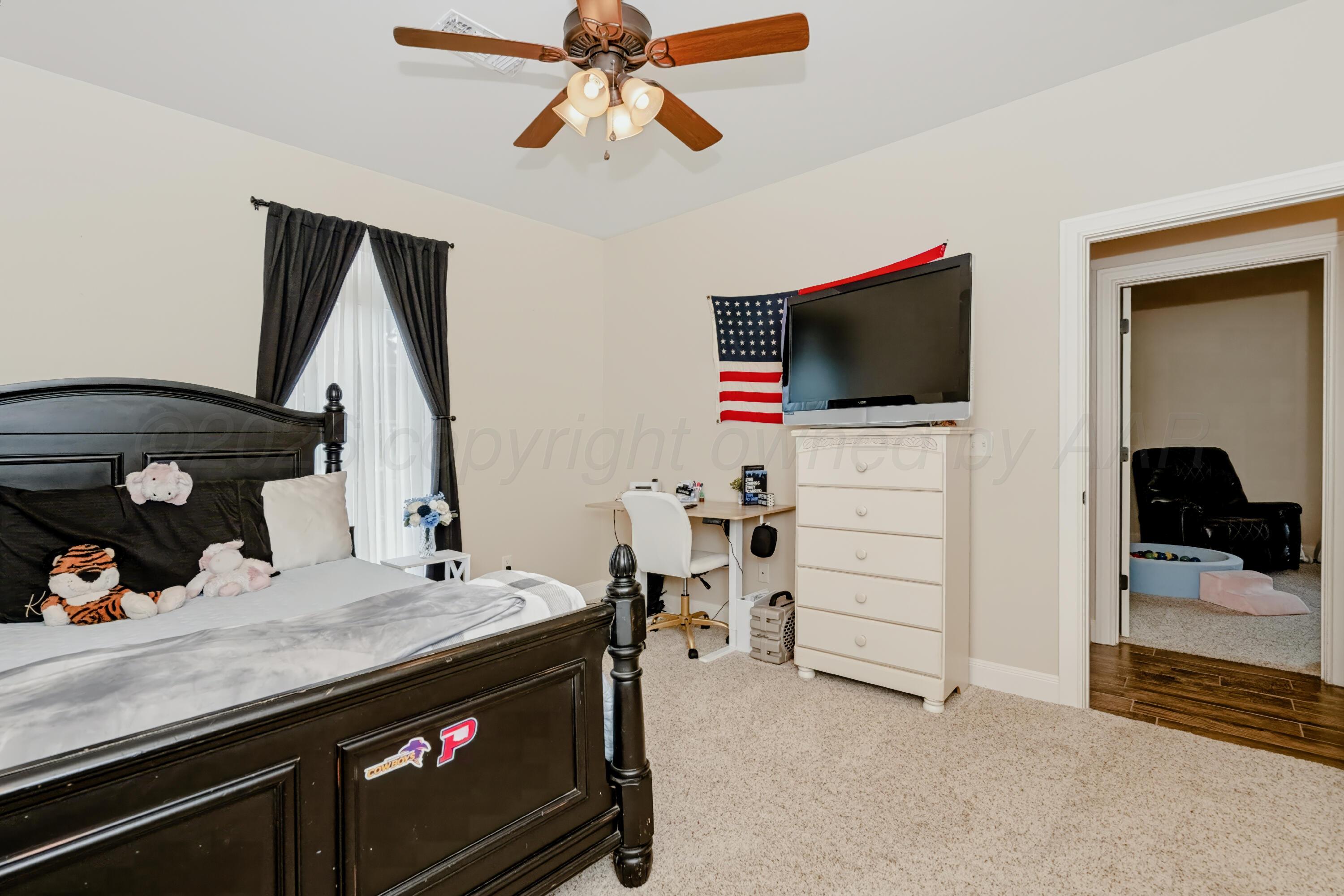 19200 Winding River Road Property Photo 35