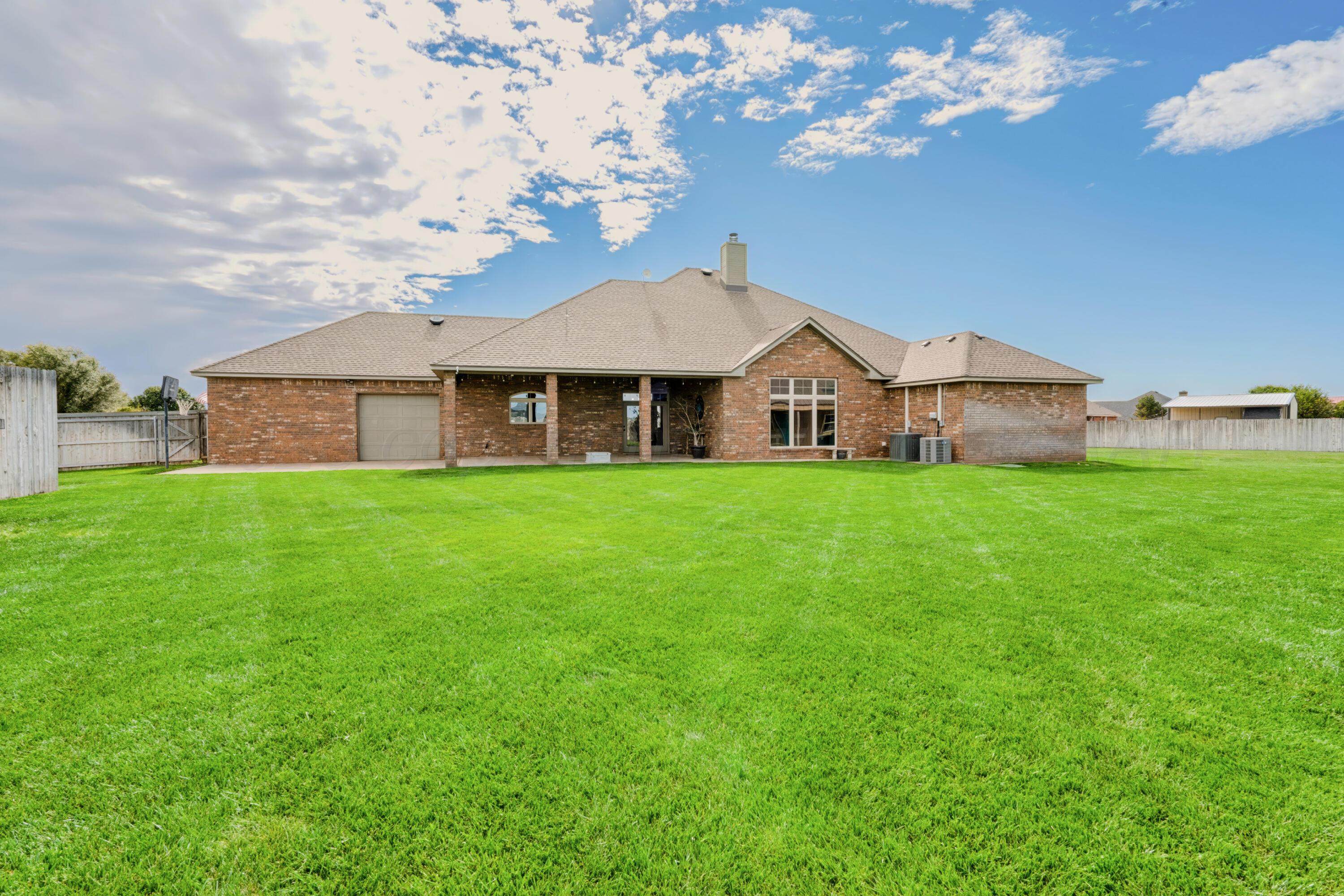 19200 Winding River Road Property Photo 51