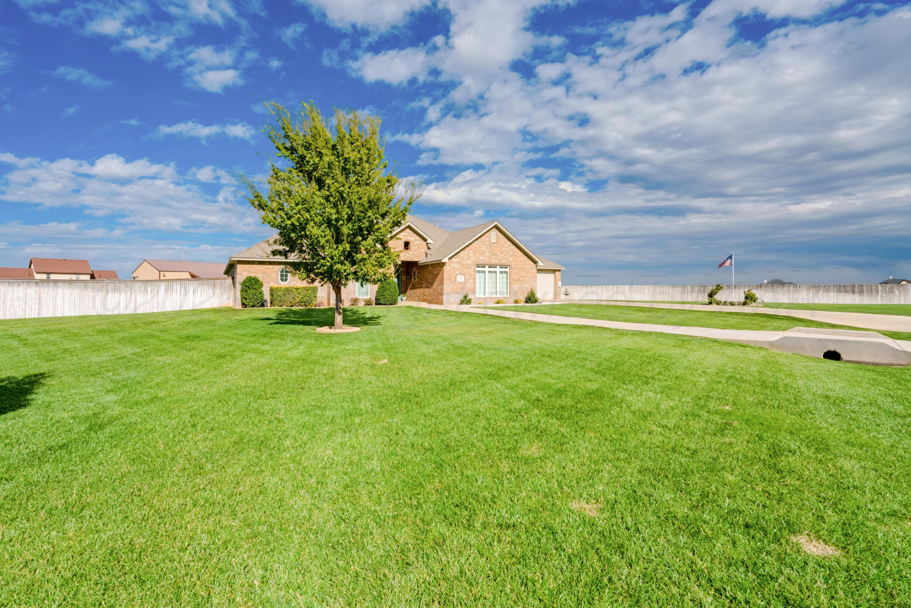 19200 Winding River Road Property Photo 55