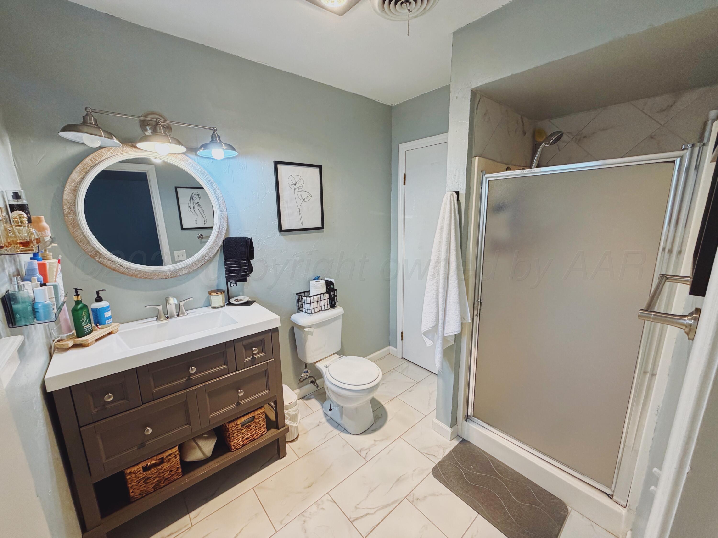 606 S Indiana Street Property Photo 17