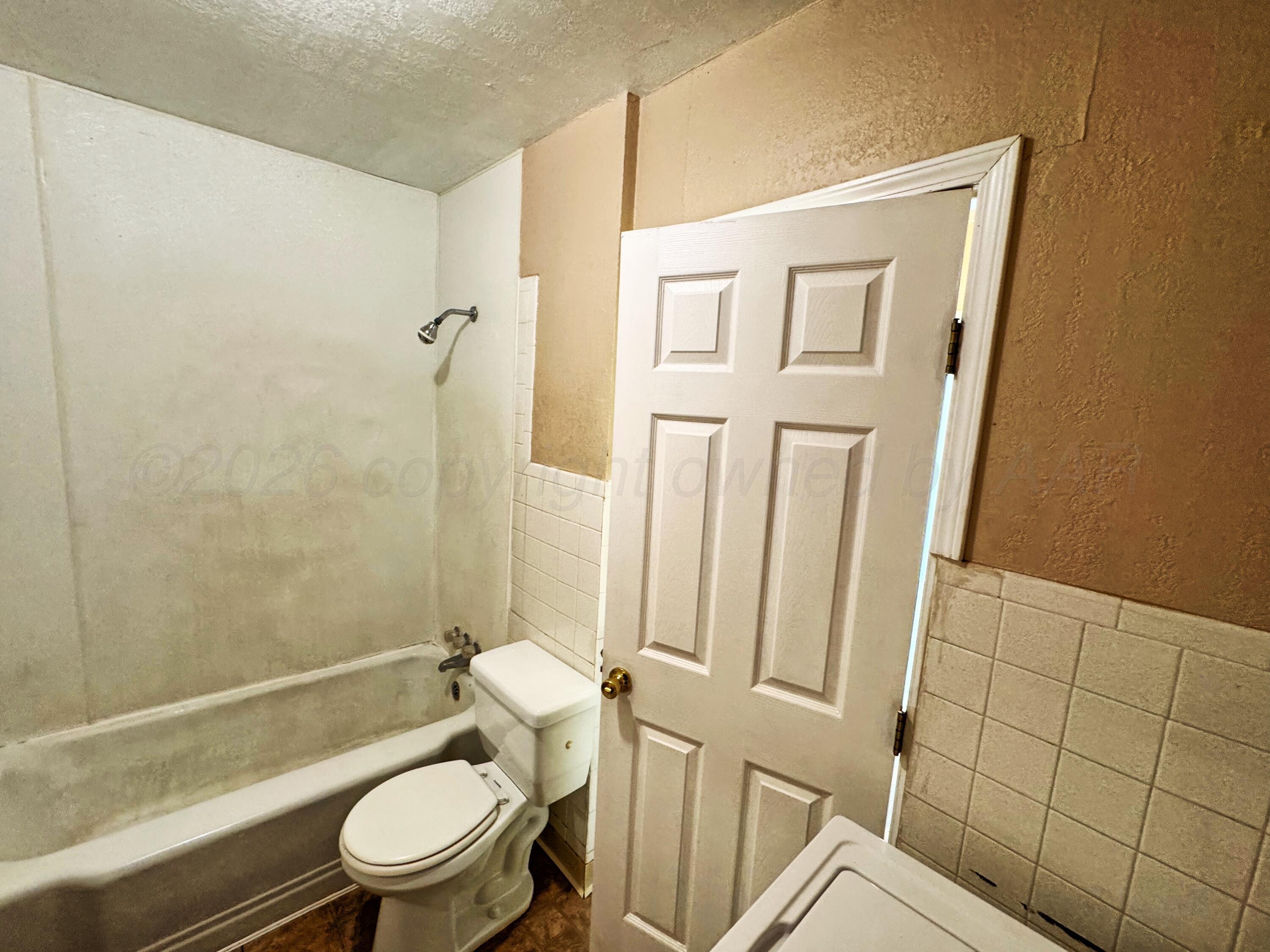501 S Endicott Street Property Photo 5