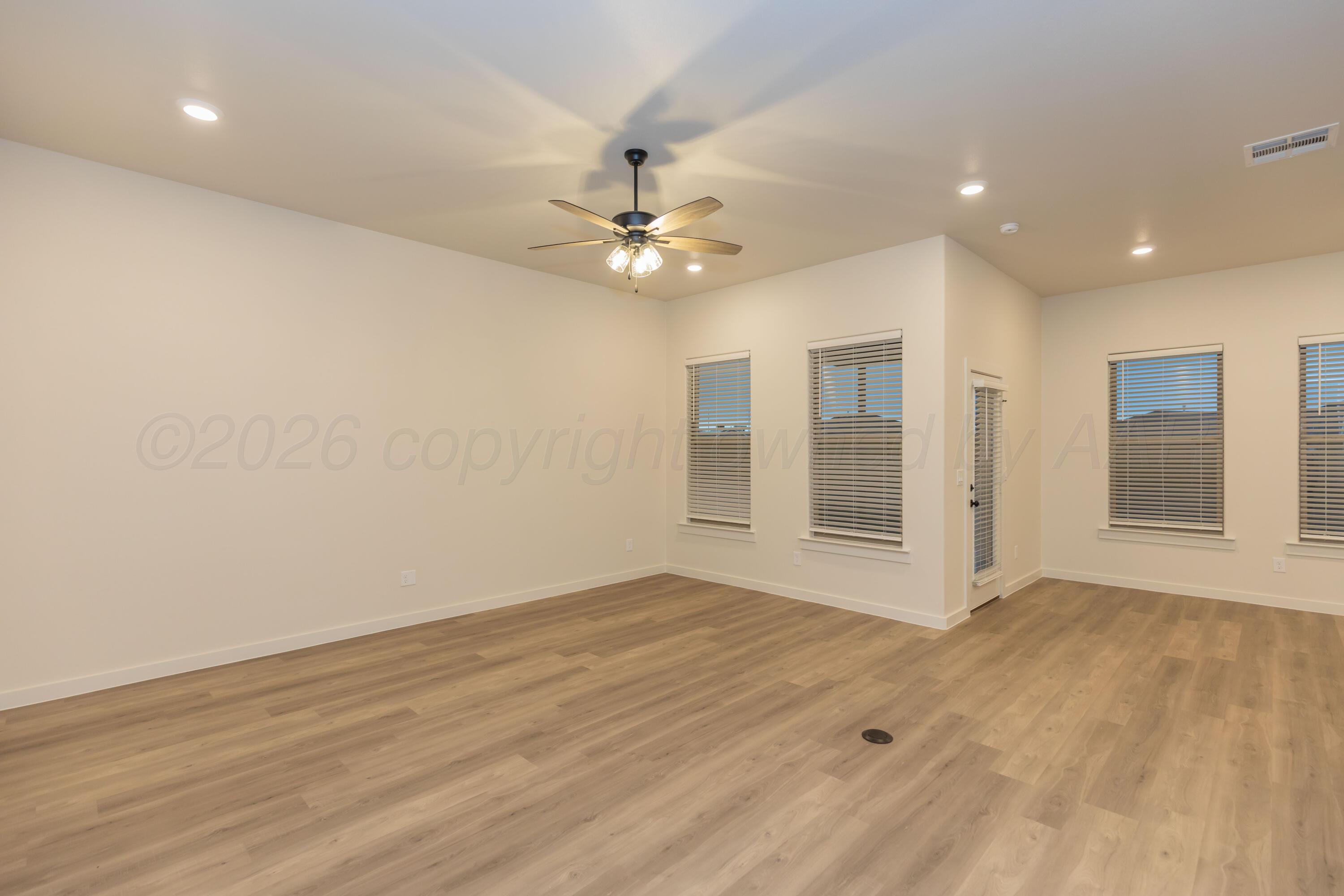 9006 Trapper Trail Property Photo 4