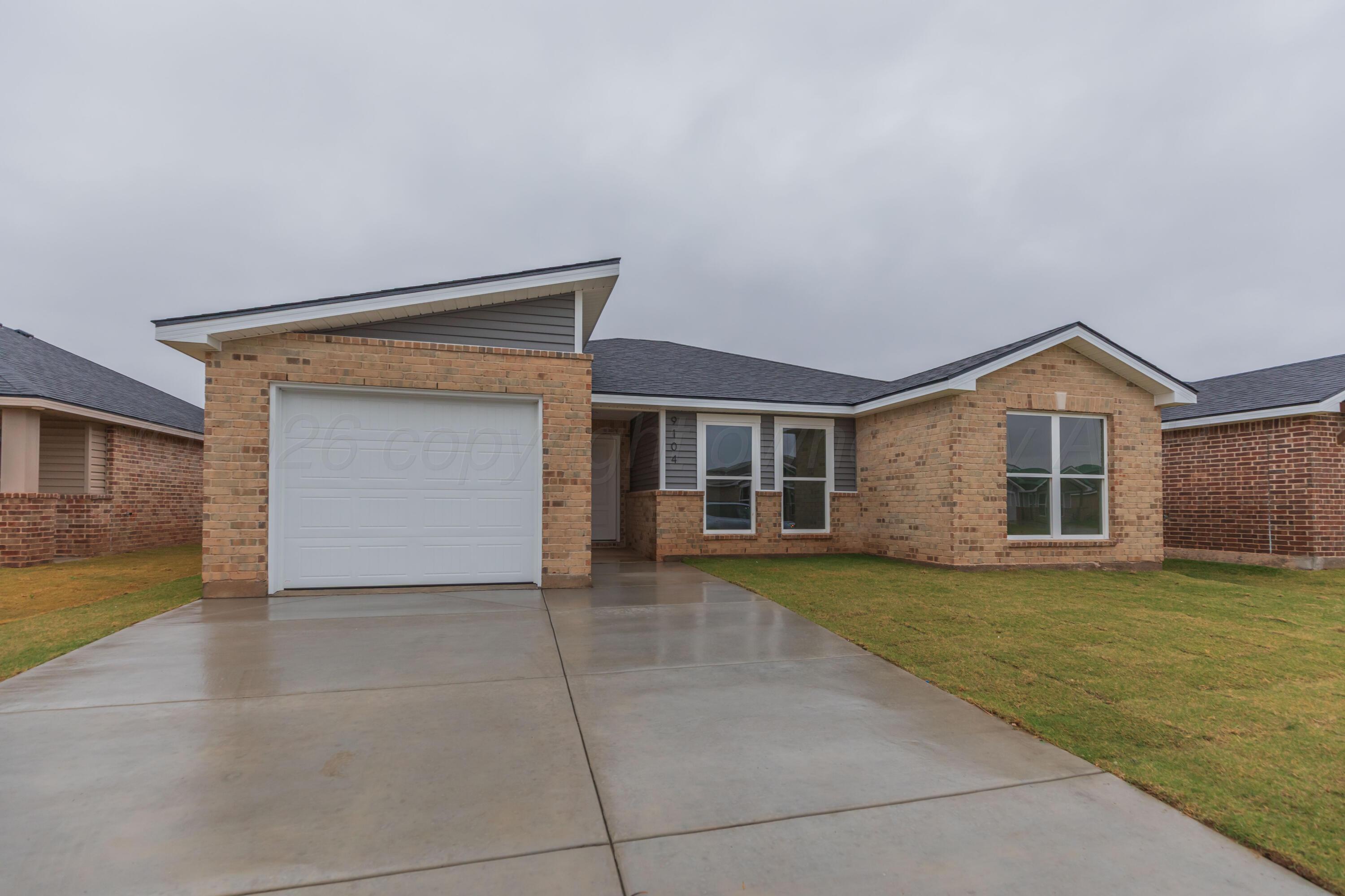 9104 Surveyor Road Property Photo 1