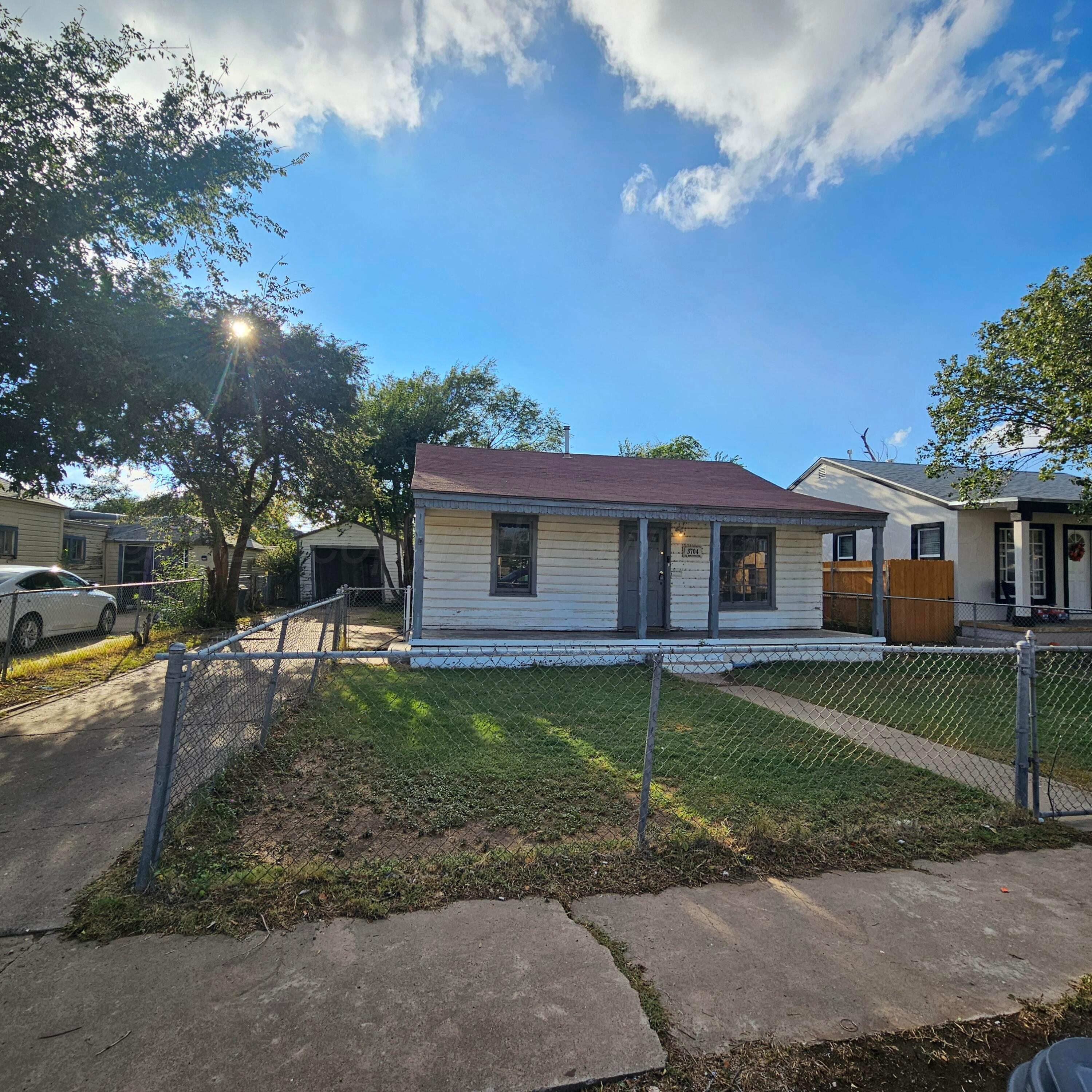 3704 S Harrison Street Property Photo 1