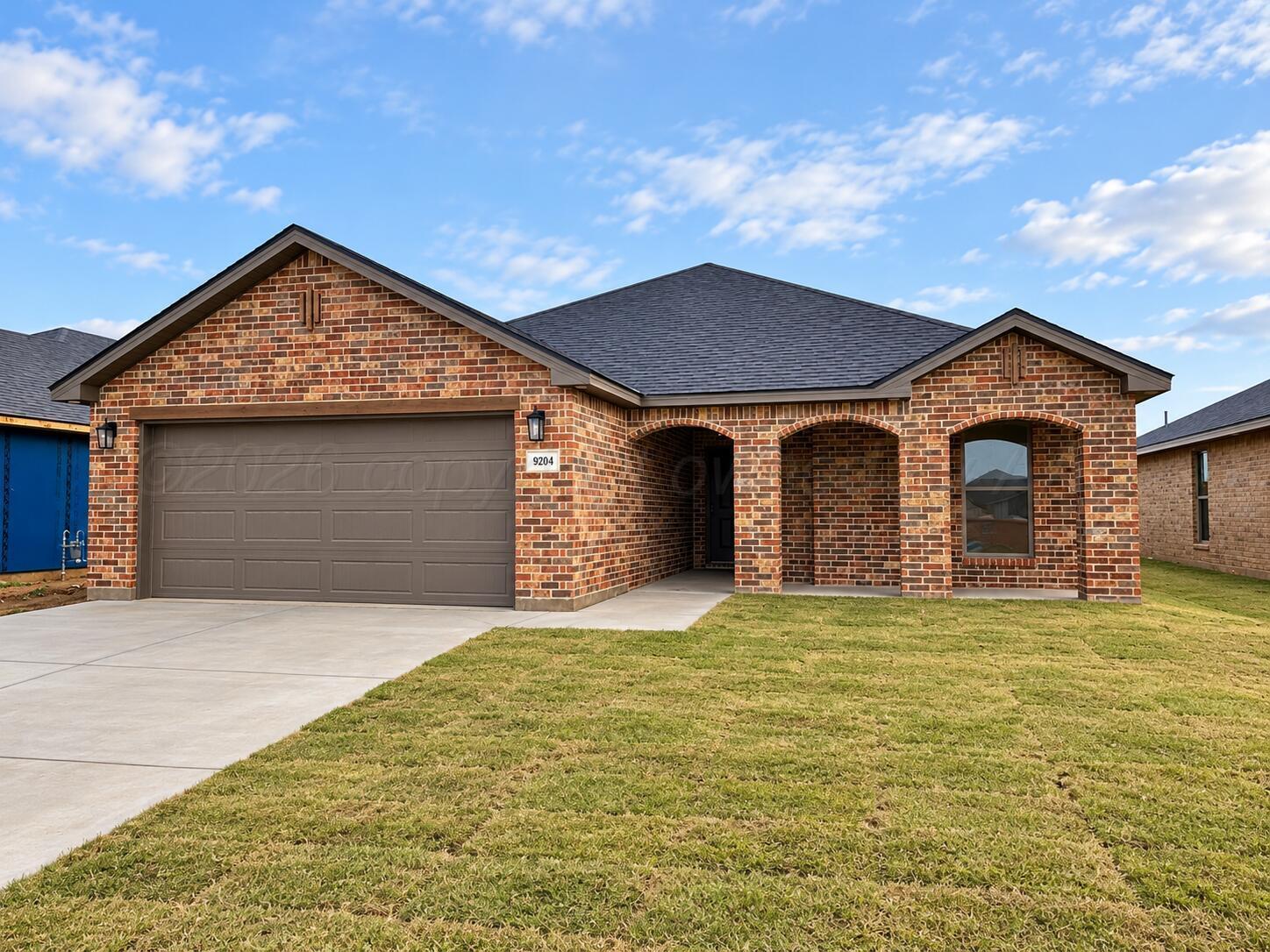 9204 Surveyor Road Property Photo 1