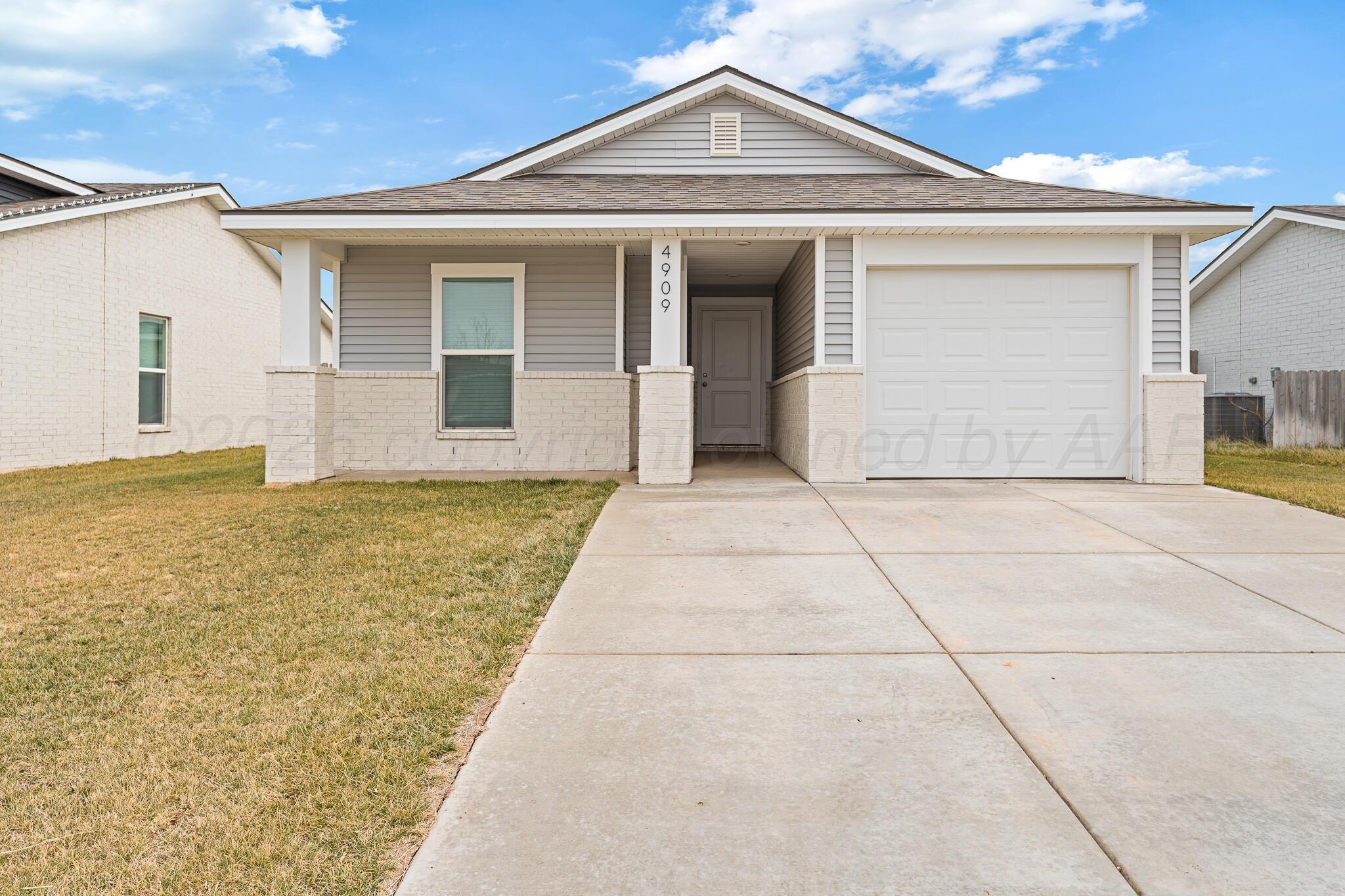 4909 Locker Street Property Photo 1