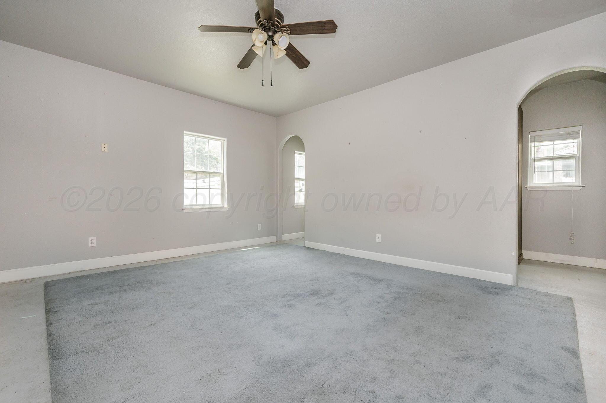 2422 S Washington Street Property Photo 14