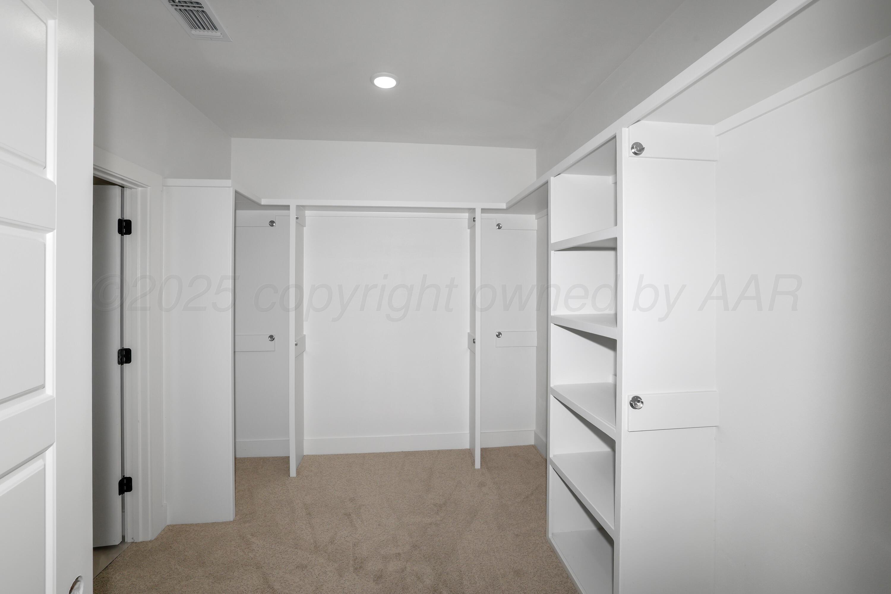 16250 San Diego Street Property Photo 21
