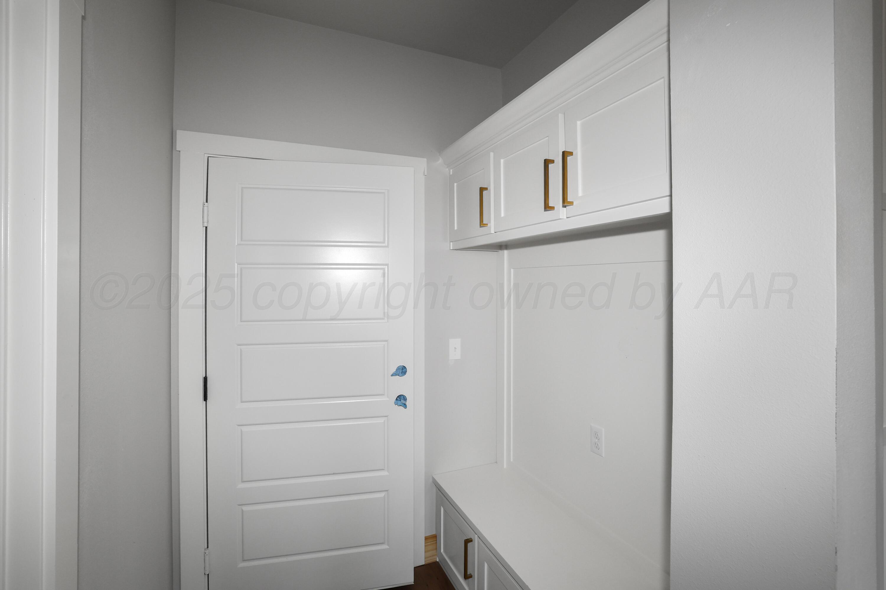 16250 San Diego Street Property Photo 24