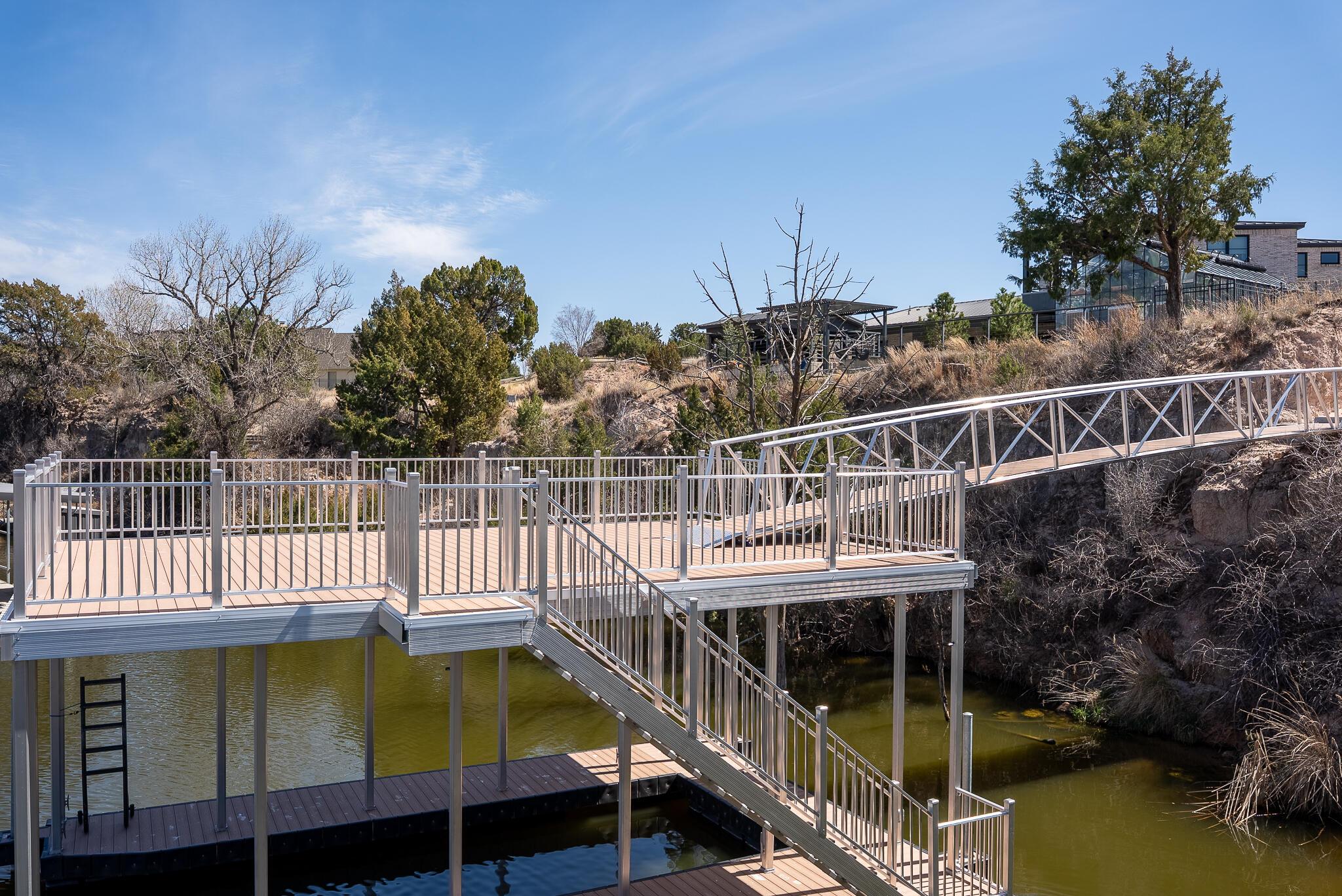12 Frog Leap Property Photo 16
