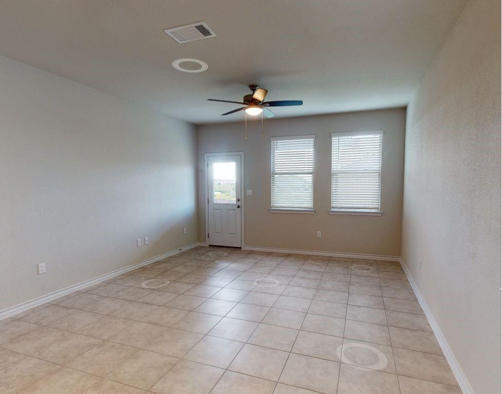 295 Papaya Dr Property Photo 7