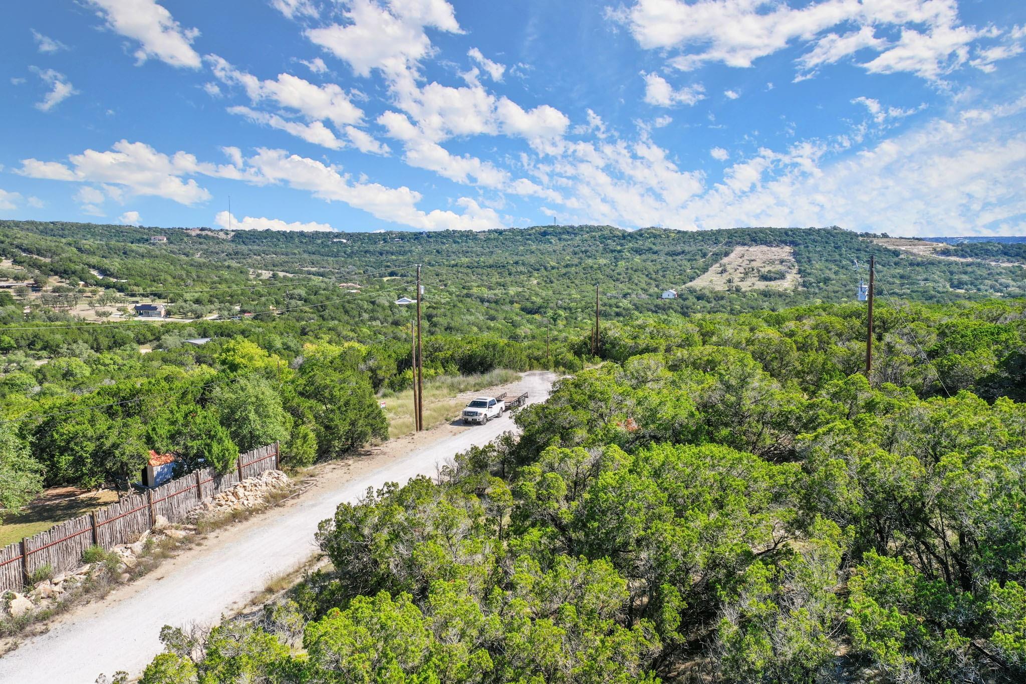 1002965 Property Photo 3